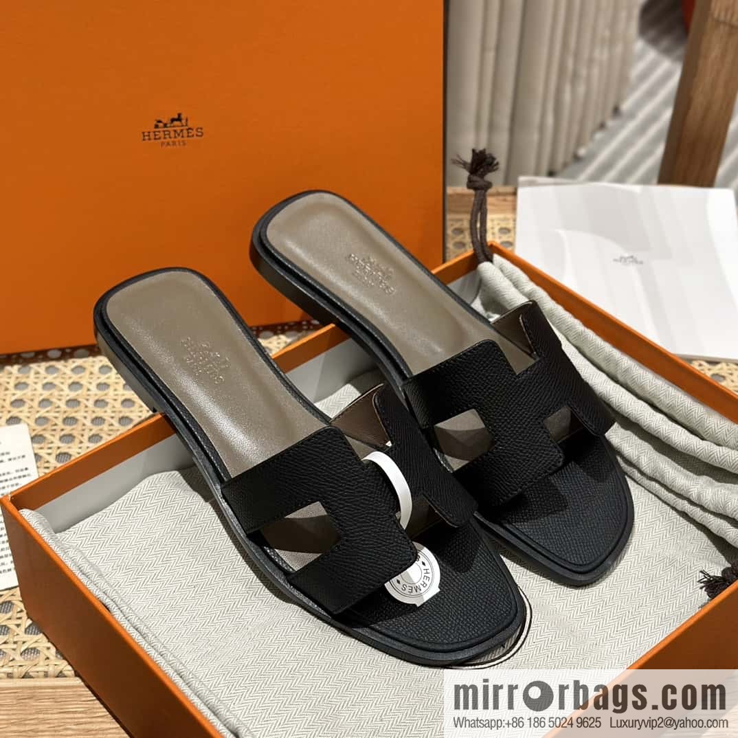 Hermes, classic slippers.