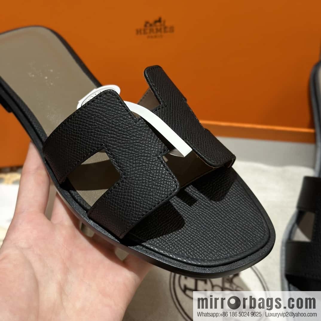 Hermes, classic slippers.