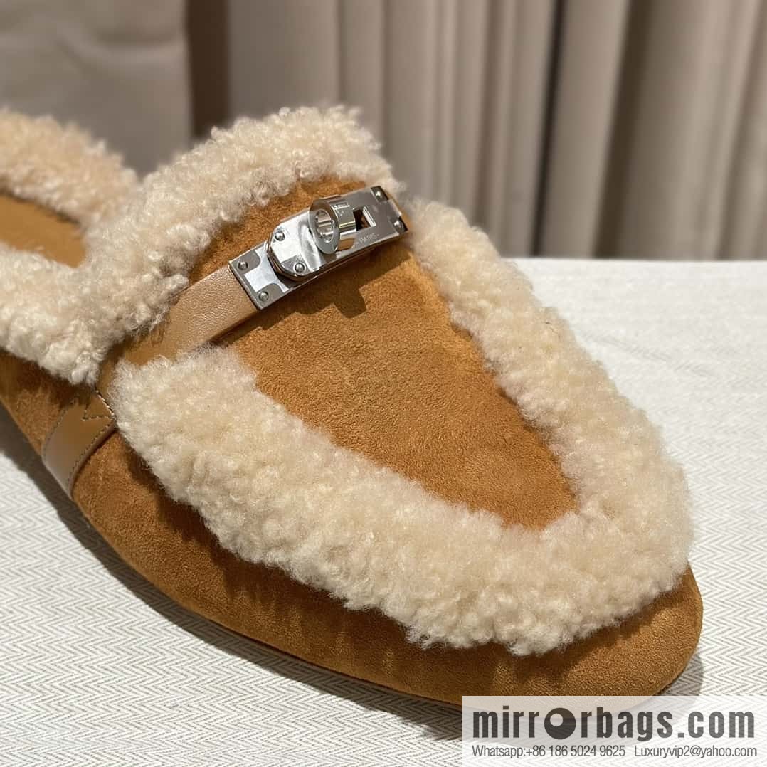 Hermes kelly muller hairy tow