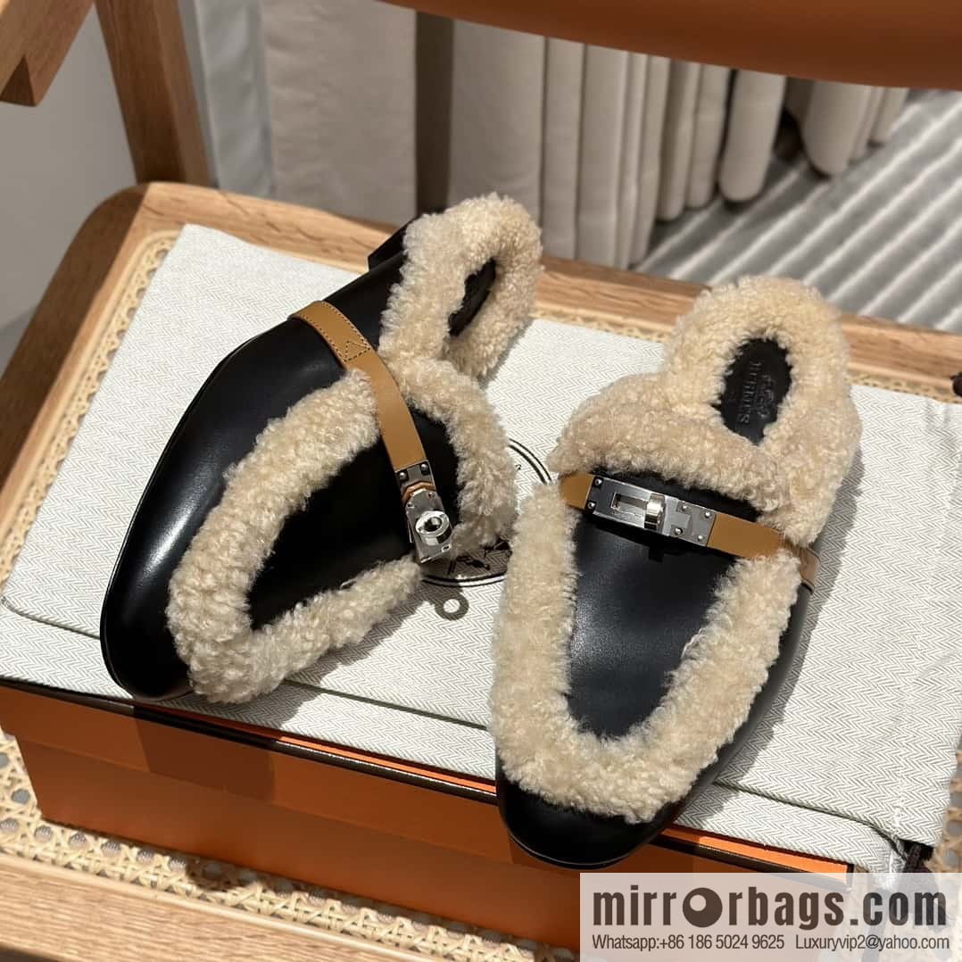 Hermes kelly muller hairy tow