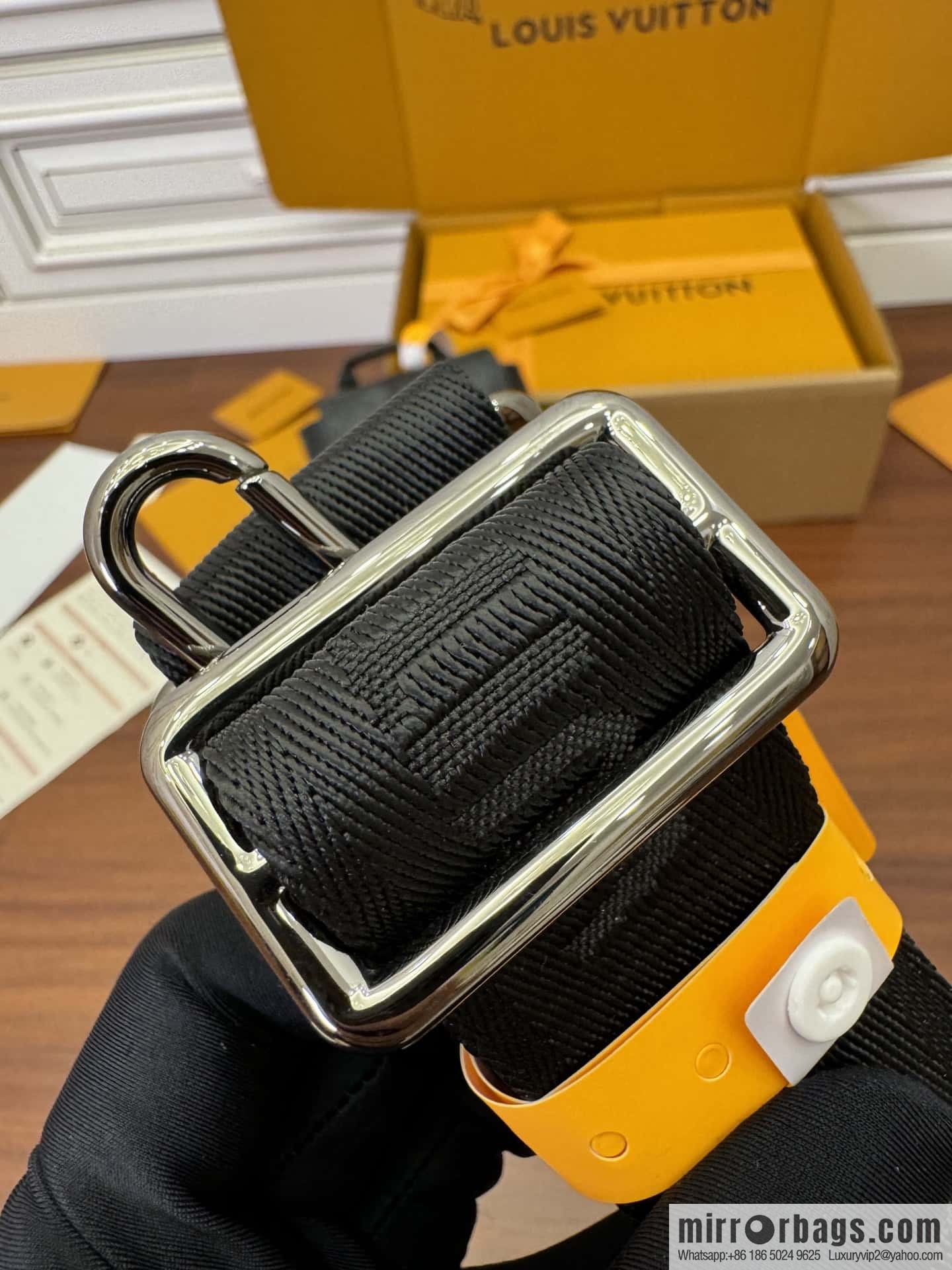 LV M82769 Nano Christopher