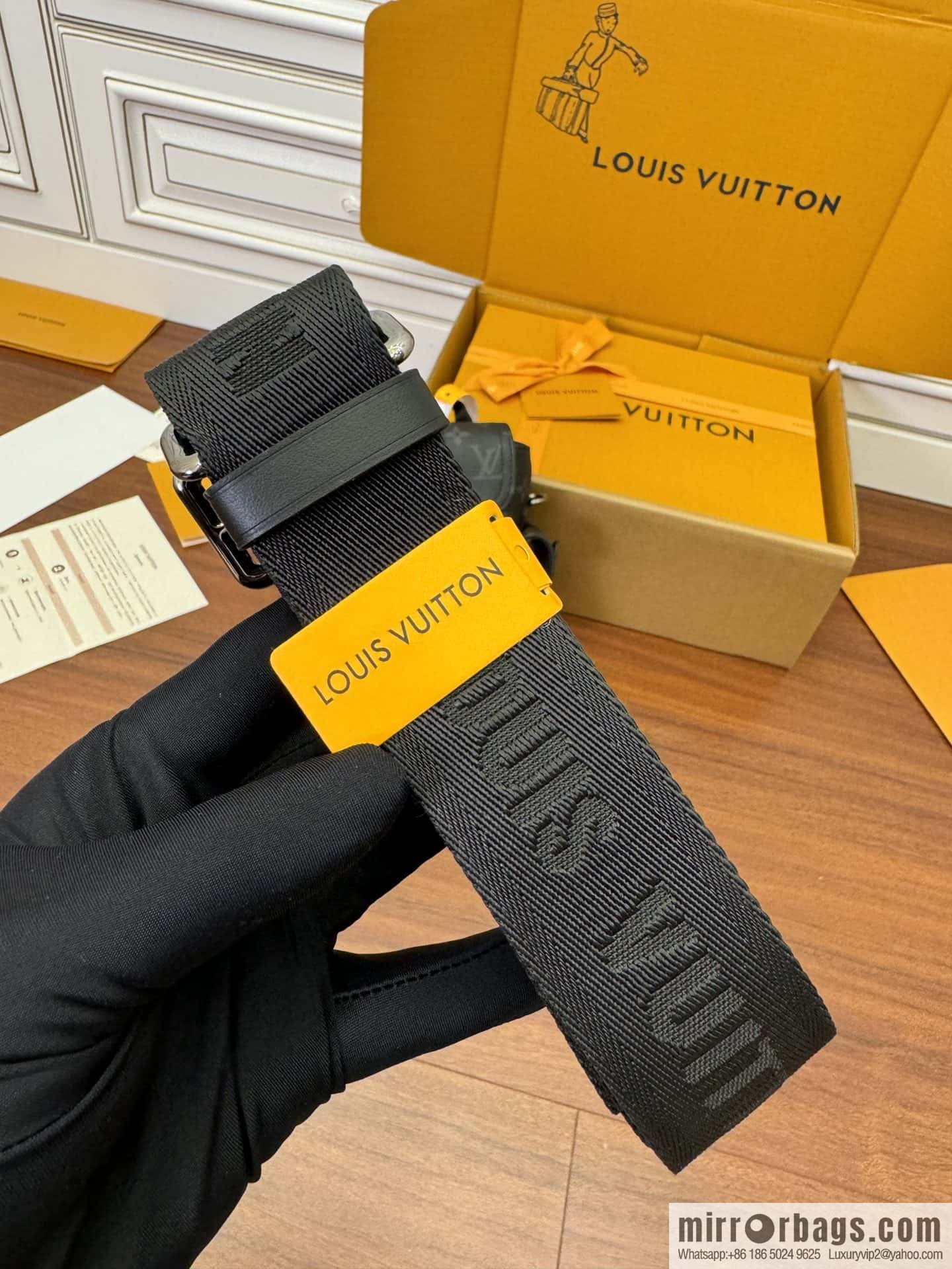LV M82769 Nano Christopher
