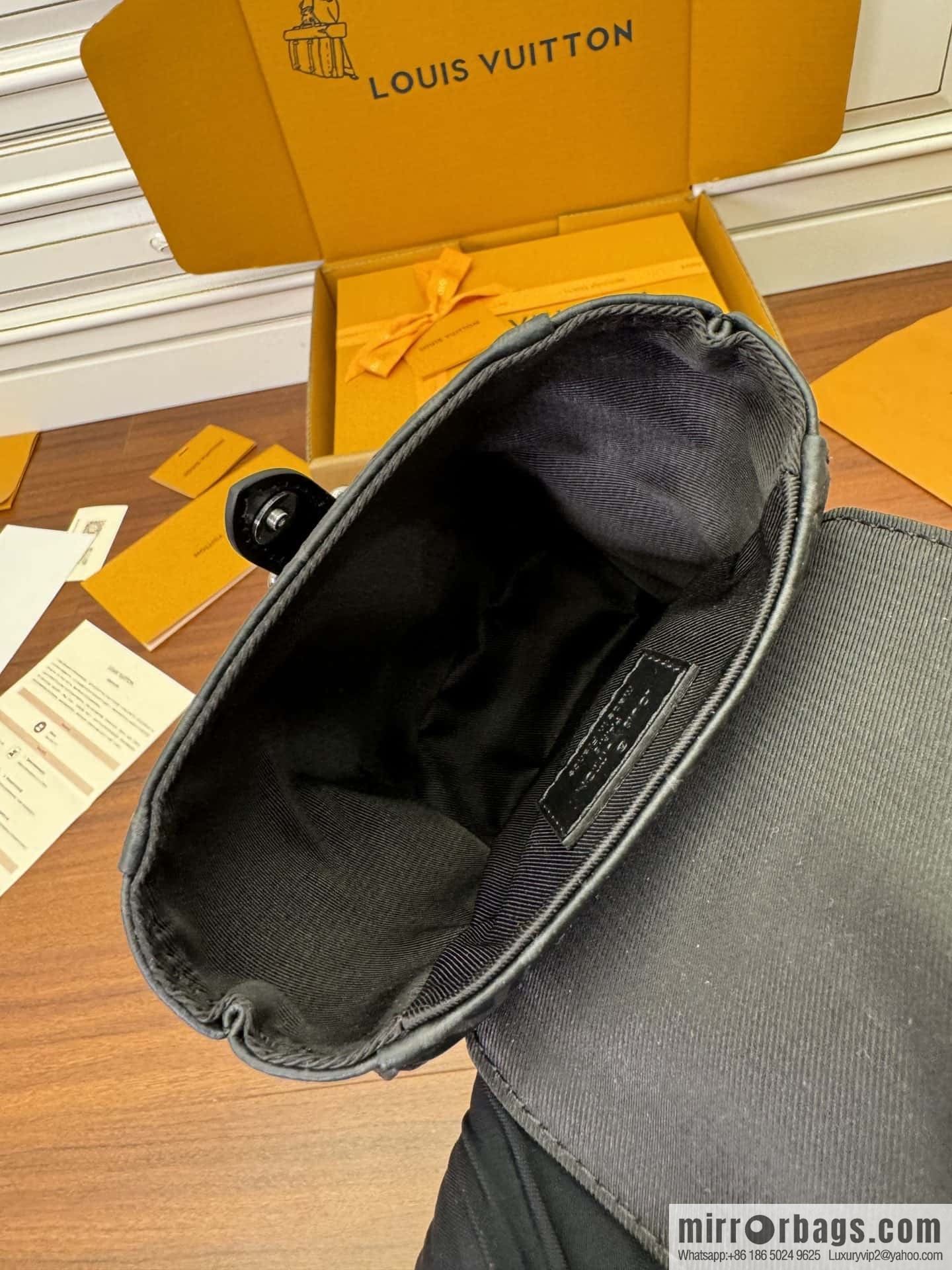 LV M82769 Nano Christopher