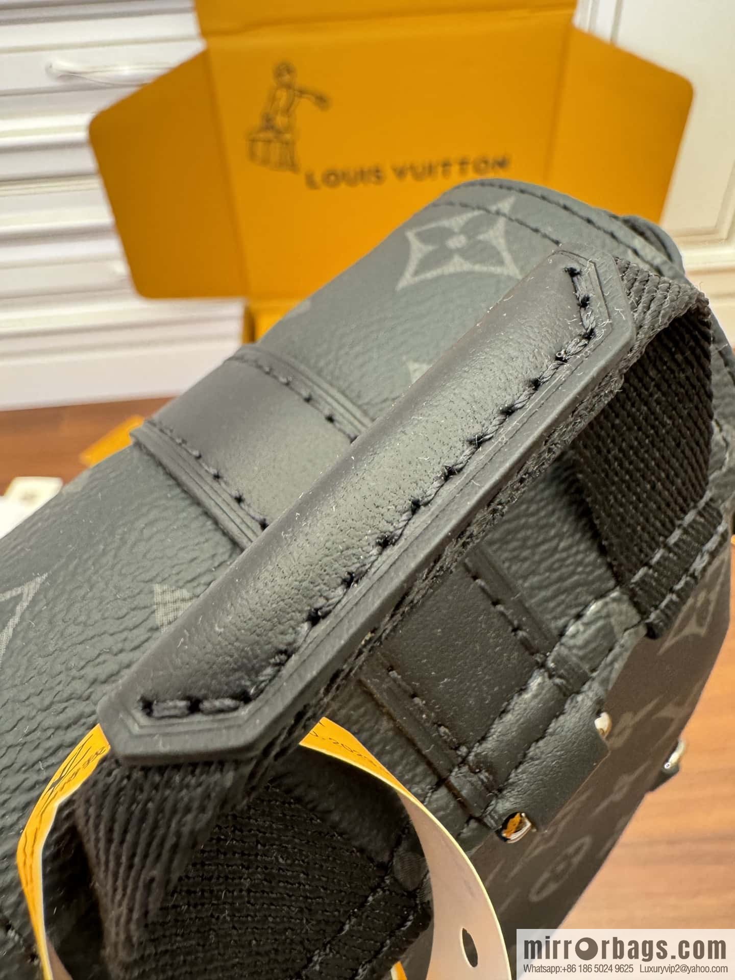 LV M82769 Nano Christopher