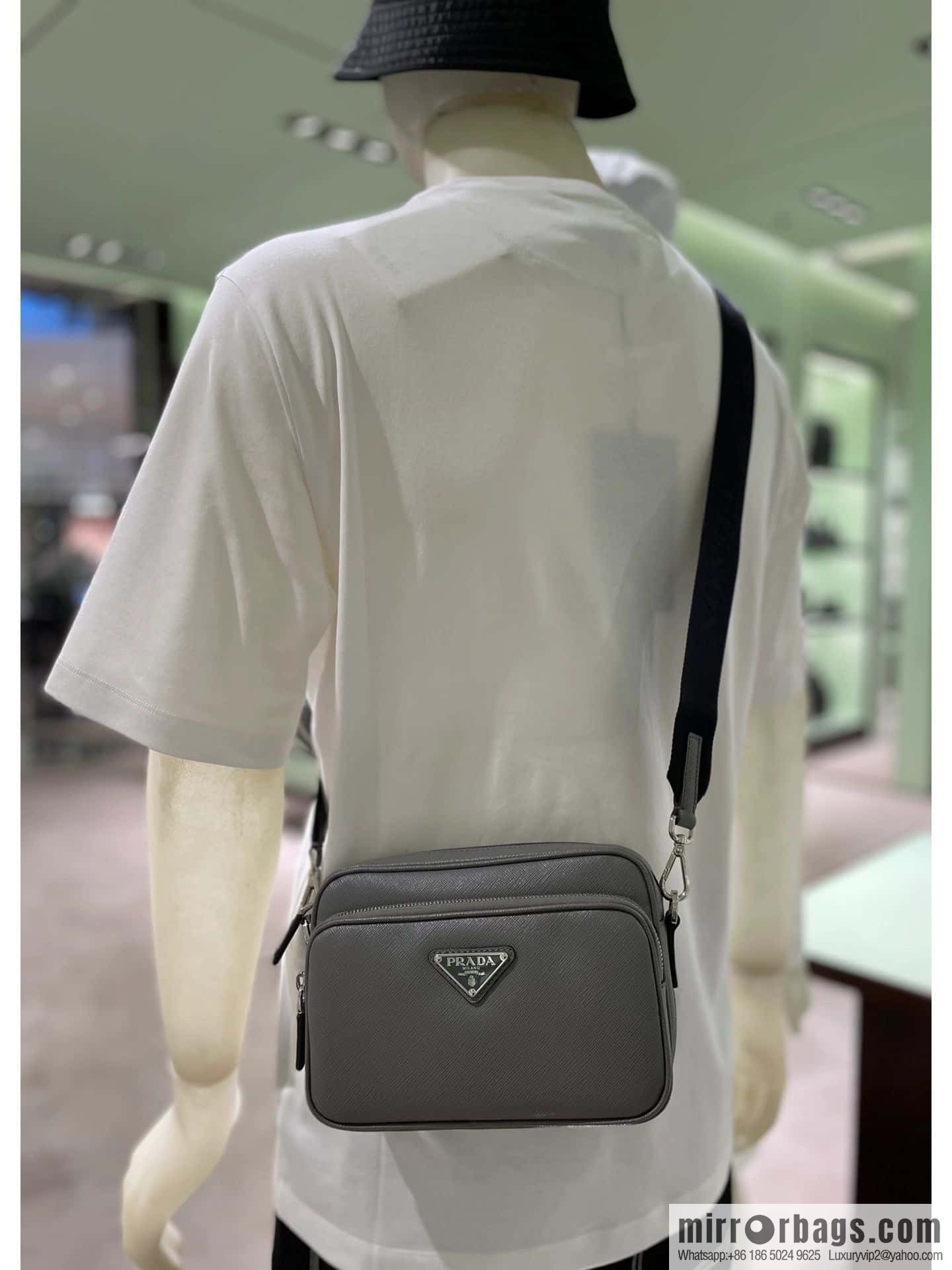Prada Saffiano leather (fabric) shoulder bag 2VH170