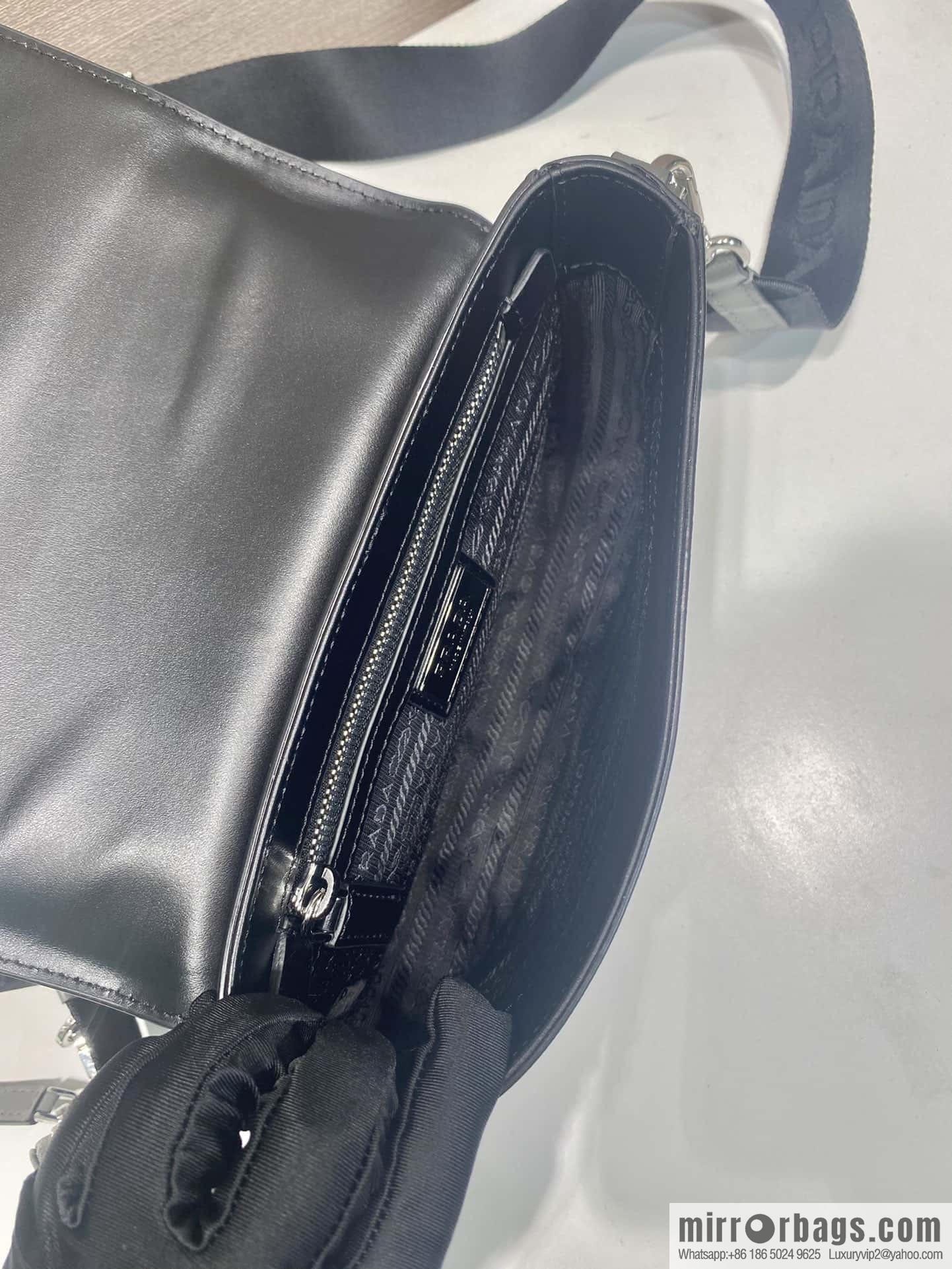 PRADA Saffiano leather (fabric) shoulder bag 2VD059