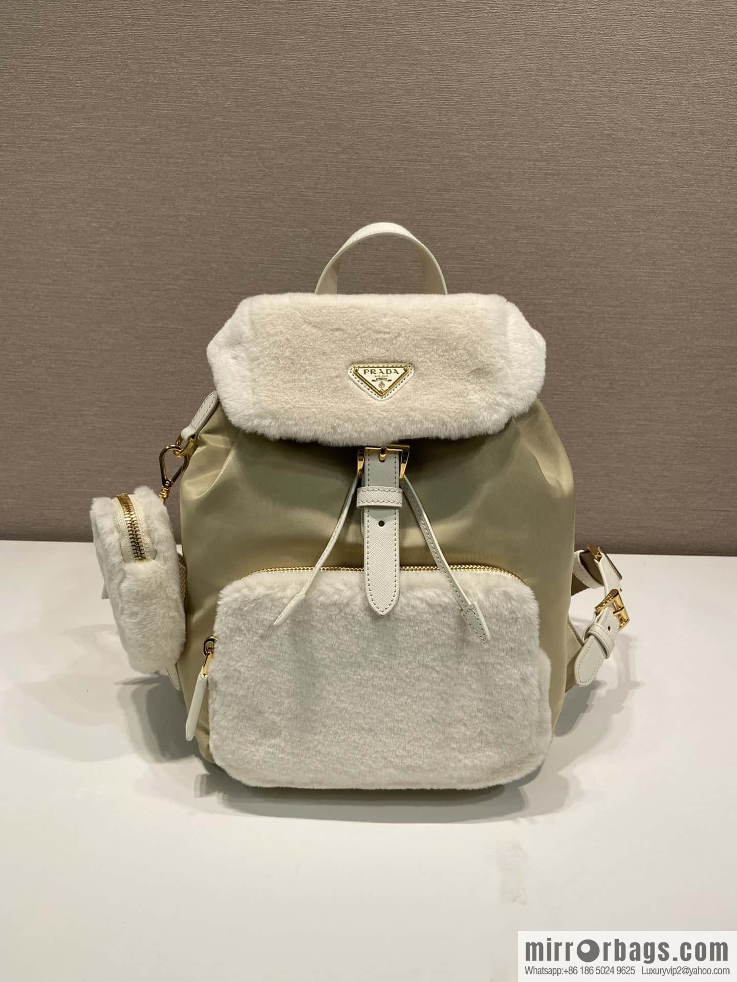 PRADA wool backpack 🎉 1BZ074