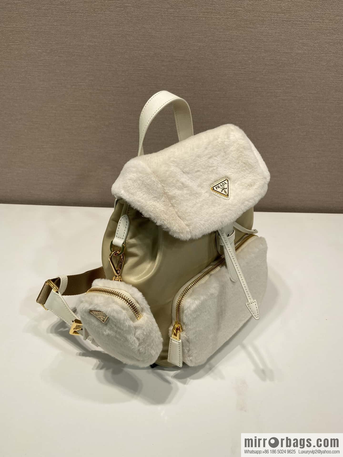 PRADA wool backpack 🎉 1BZ074