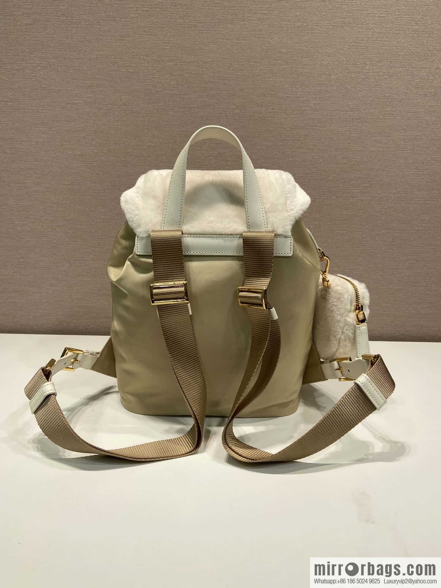 PRADA wool backpack 🎉 1BZ074