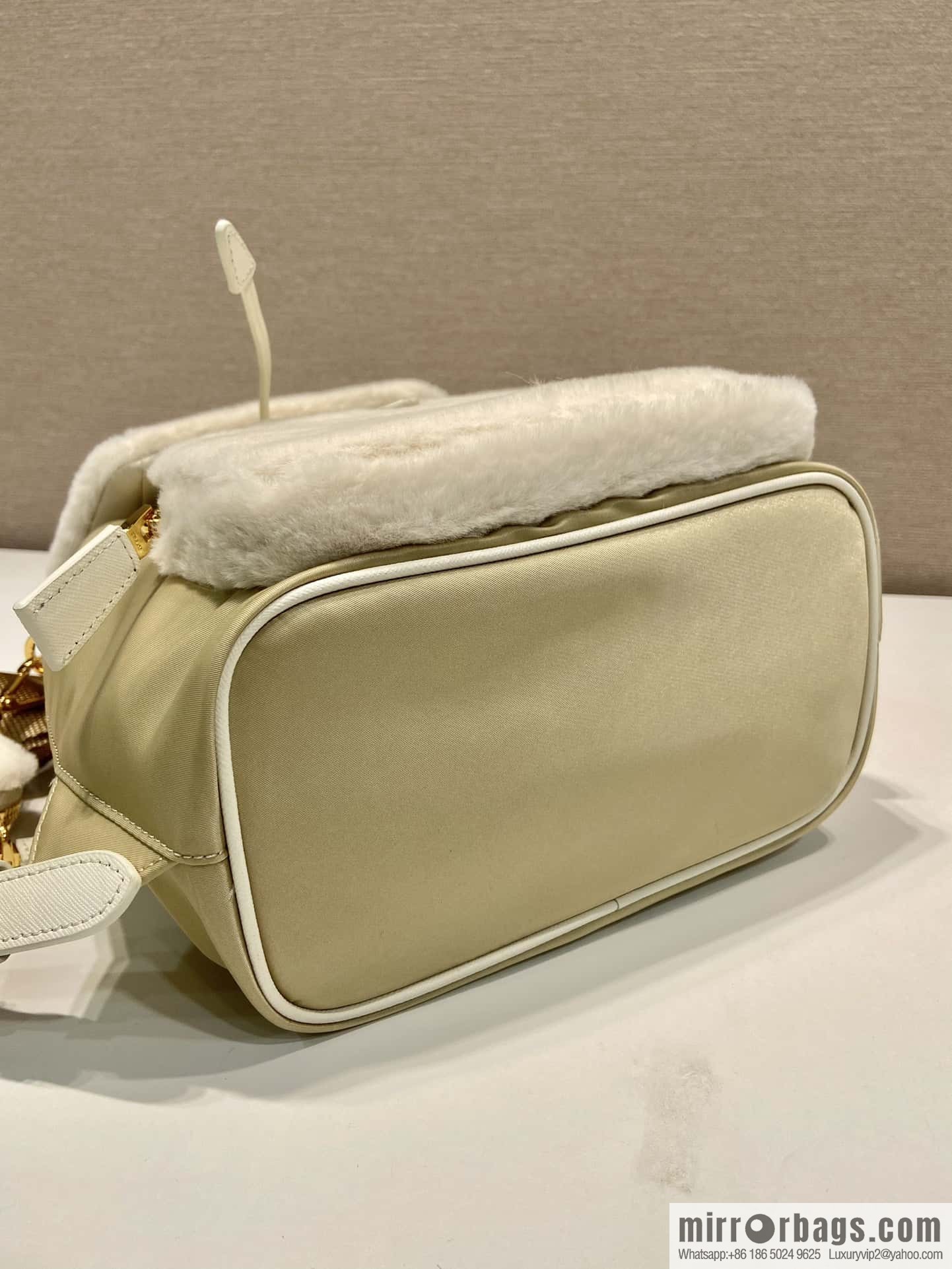 PRADA wool backpack 🎉 1BZ074