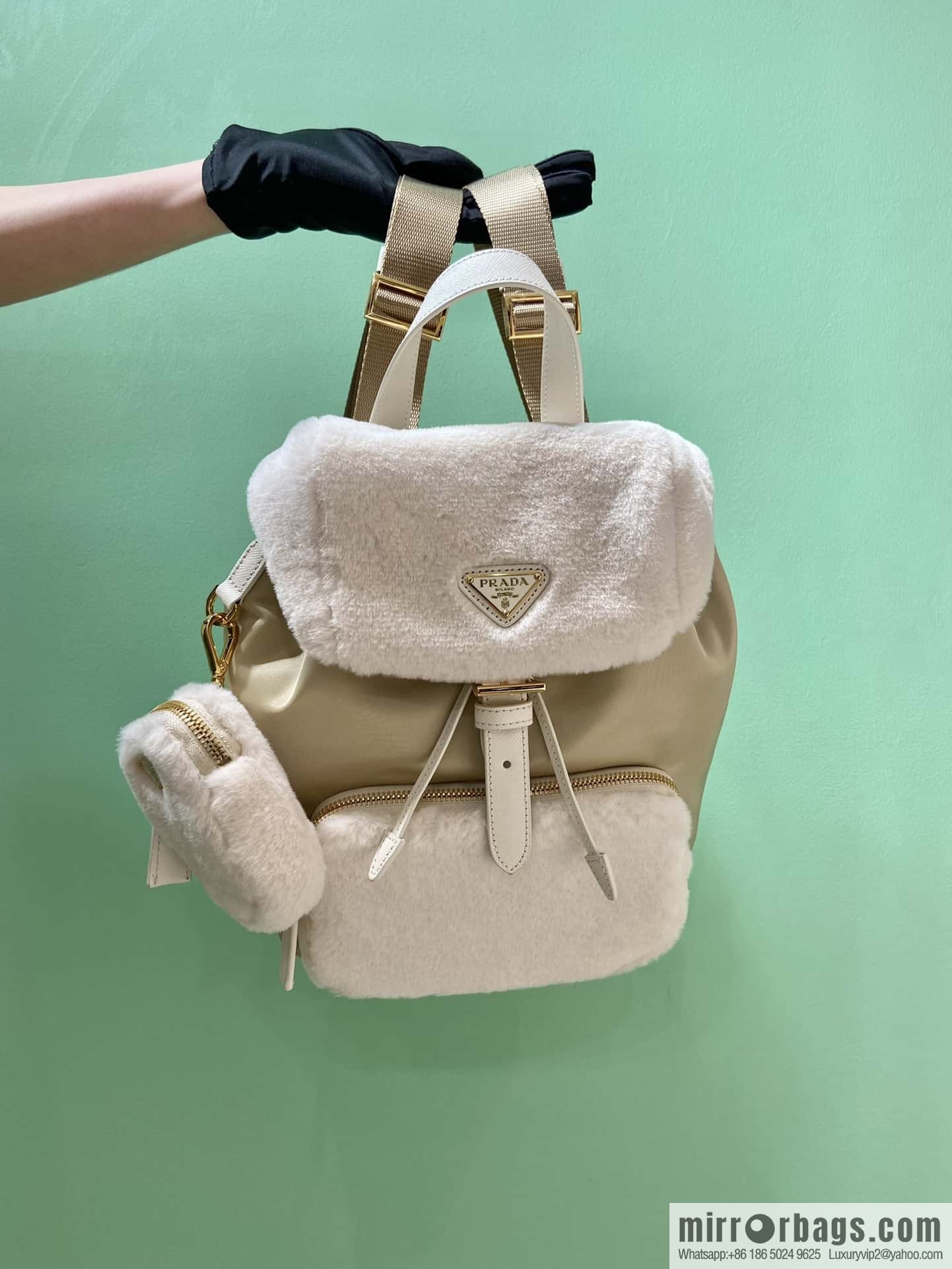 PRADA wool backpack 🎉 1BZ074