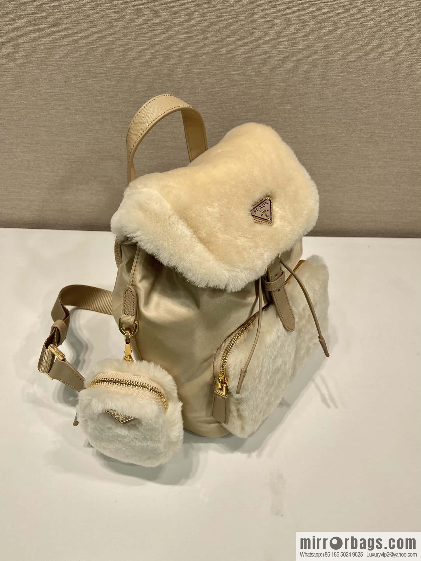 PRADA wool backpack 🎉 1BZ074