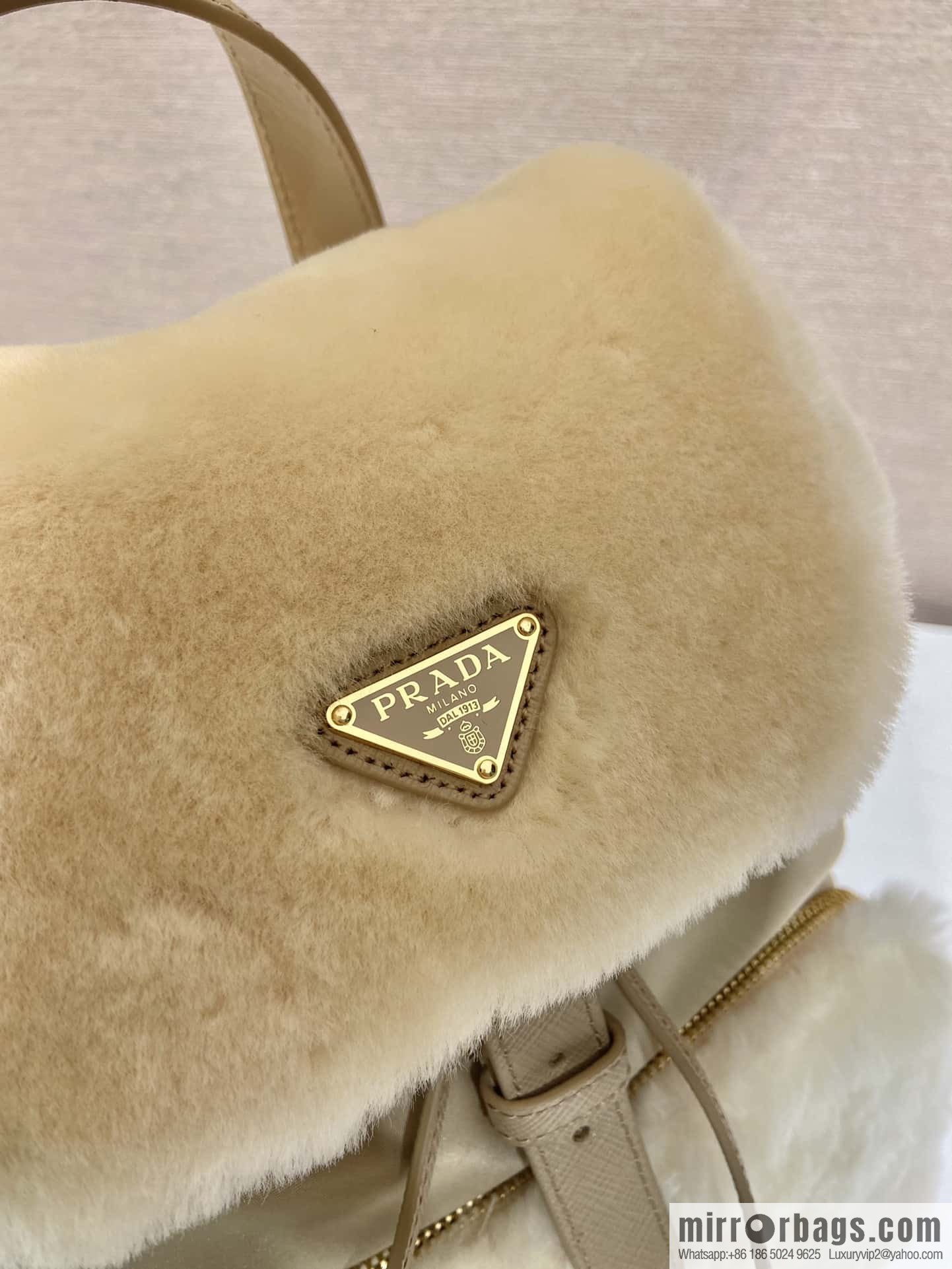 PRADA wool backpack 🎉 1BZ074