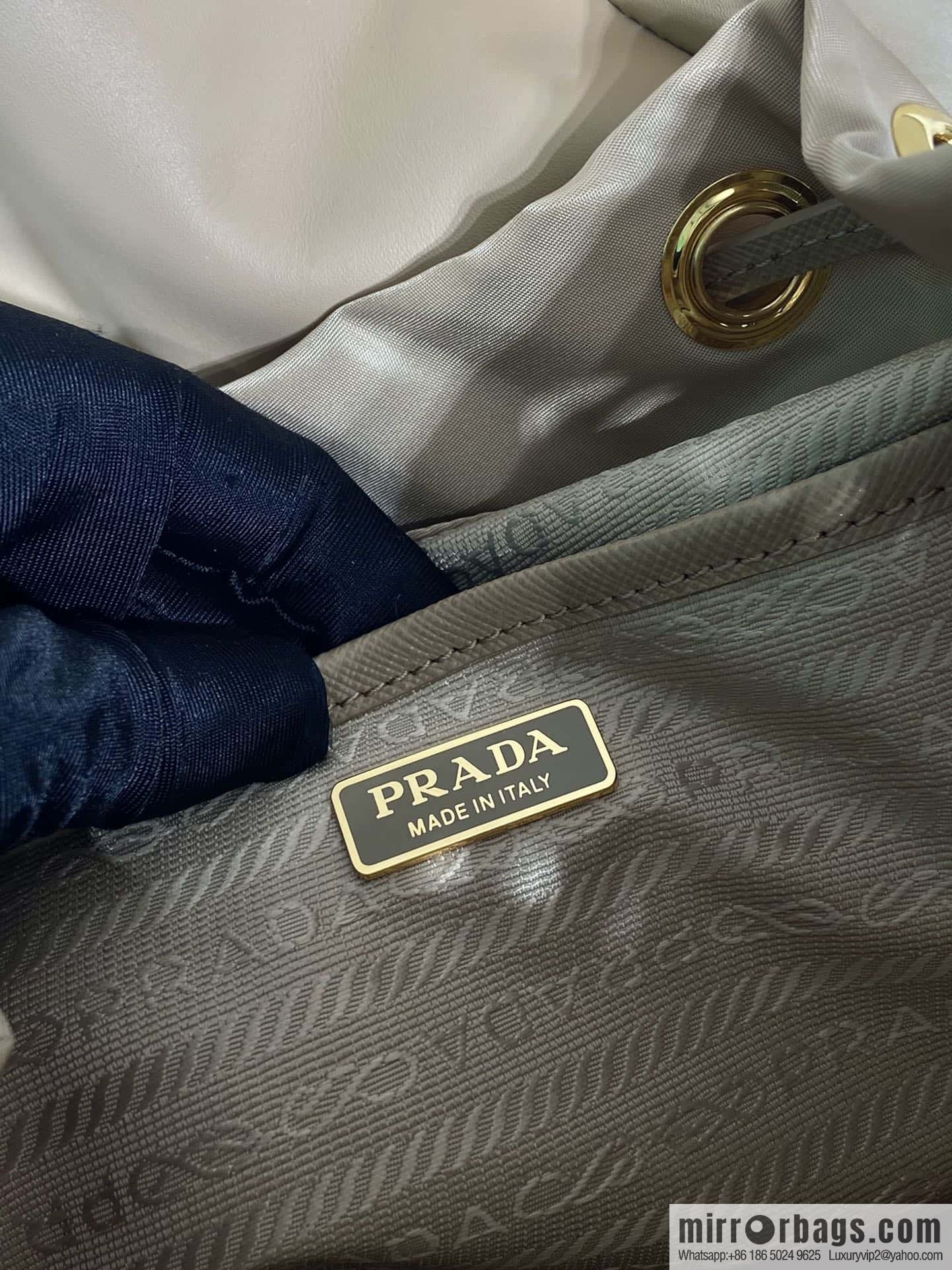PRADA wool backpack 🎉 1BZ074