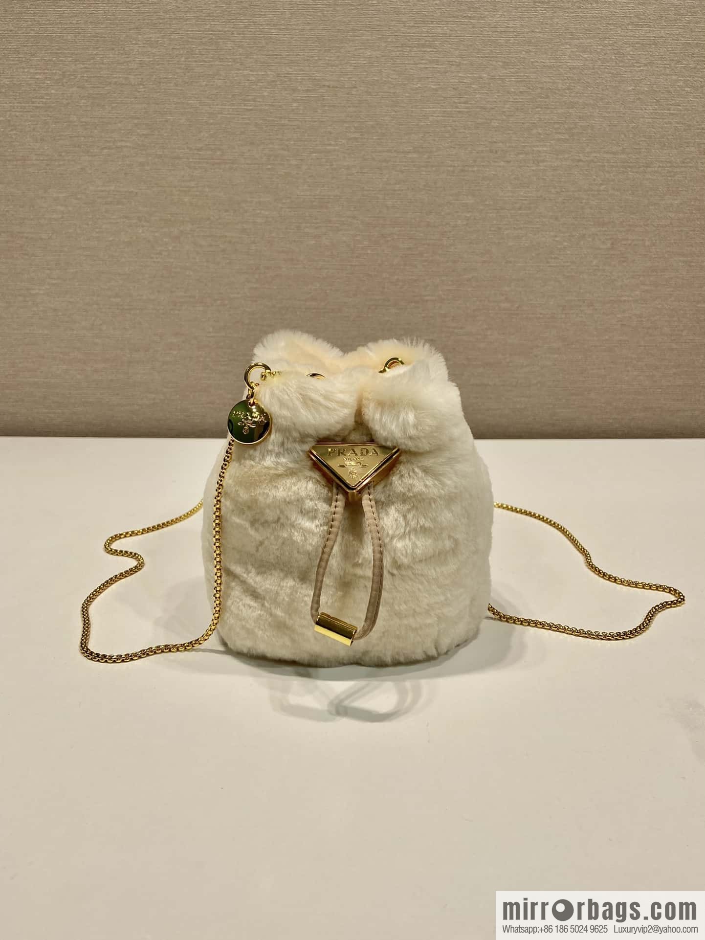 PRADA mini mini bucket bag 🎉 1NR016