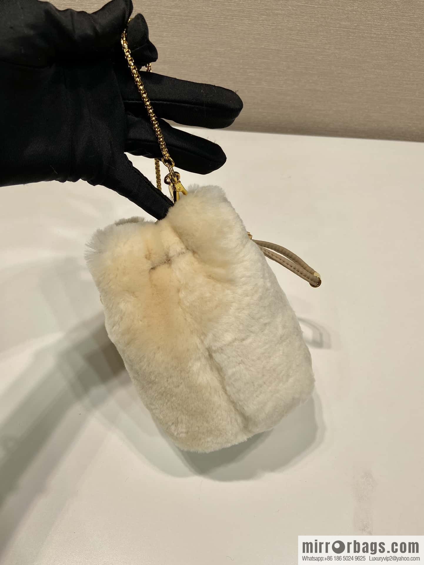 PRADA mini mini bucket bag 🎉 1NR016