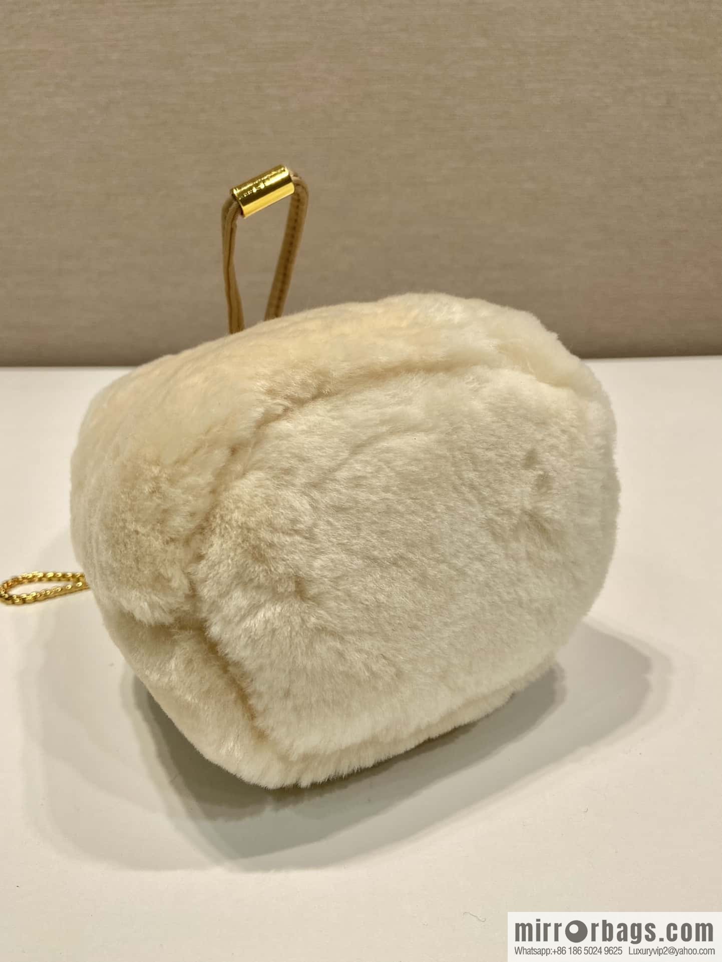 PRADA mini mini bucket bag 🎉 1NR016