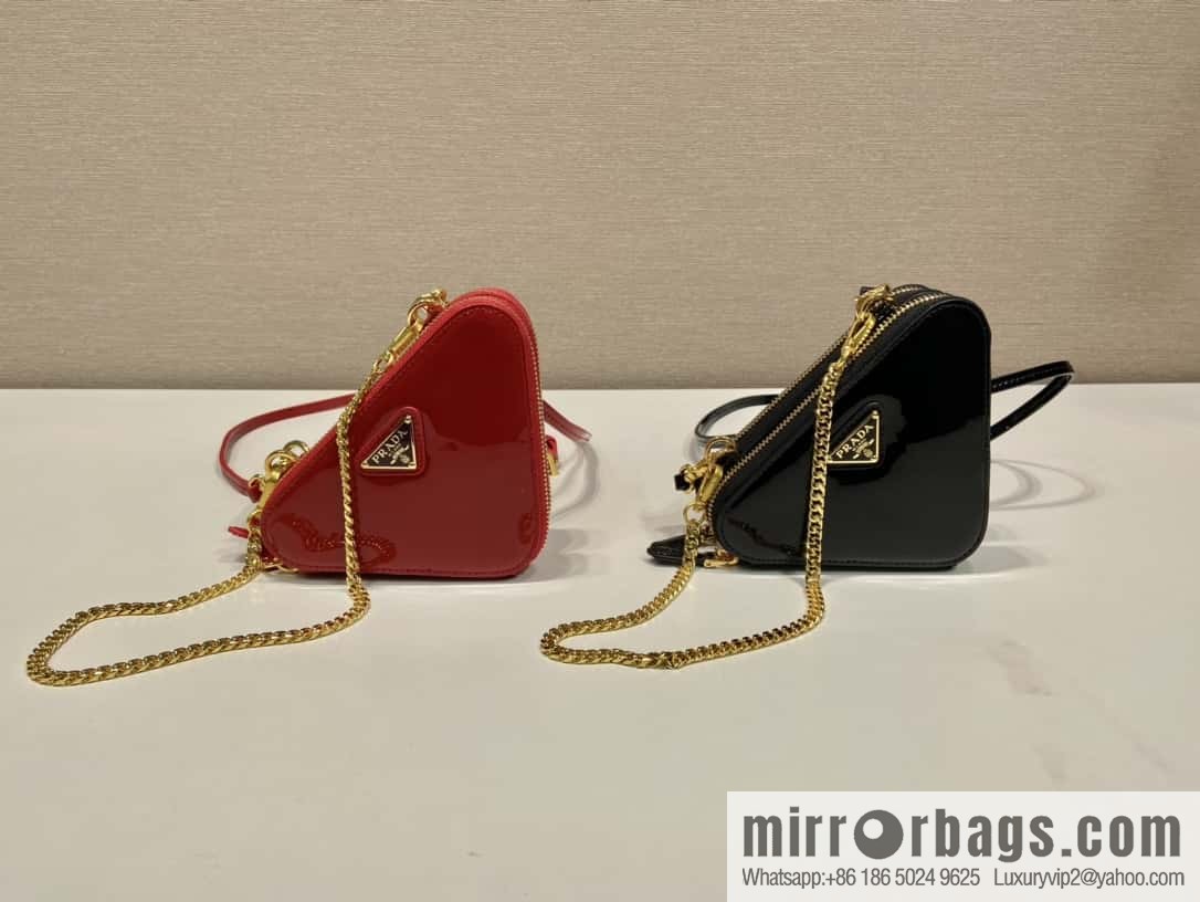 PRADA Gemini patent leather triangle bag 🎉 1NR015 New 😘 patent leather