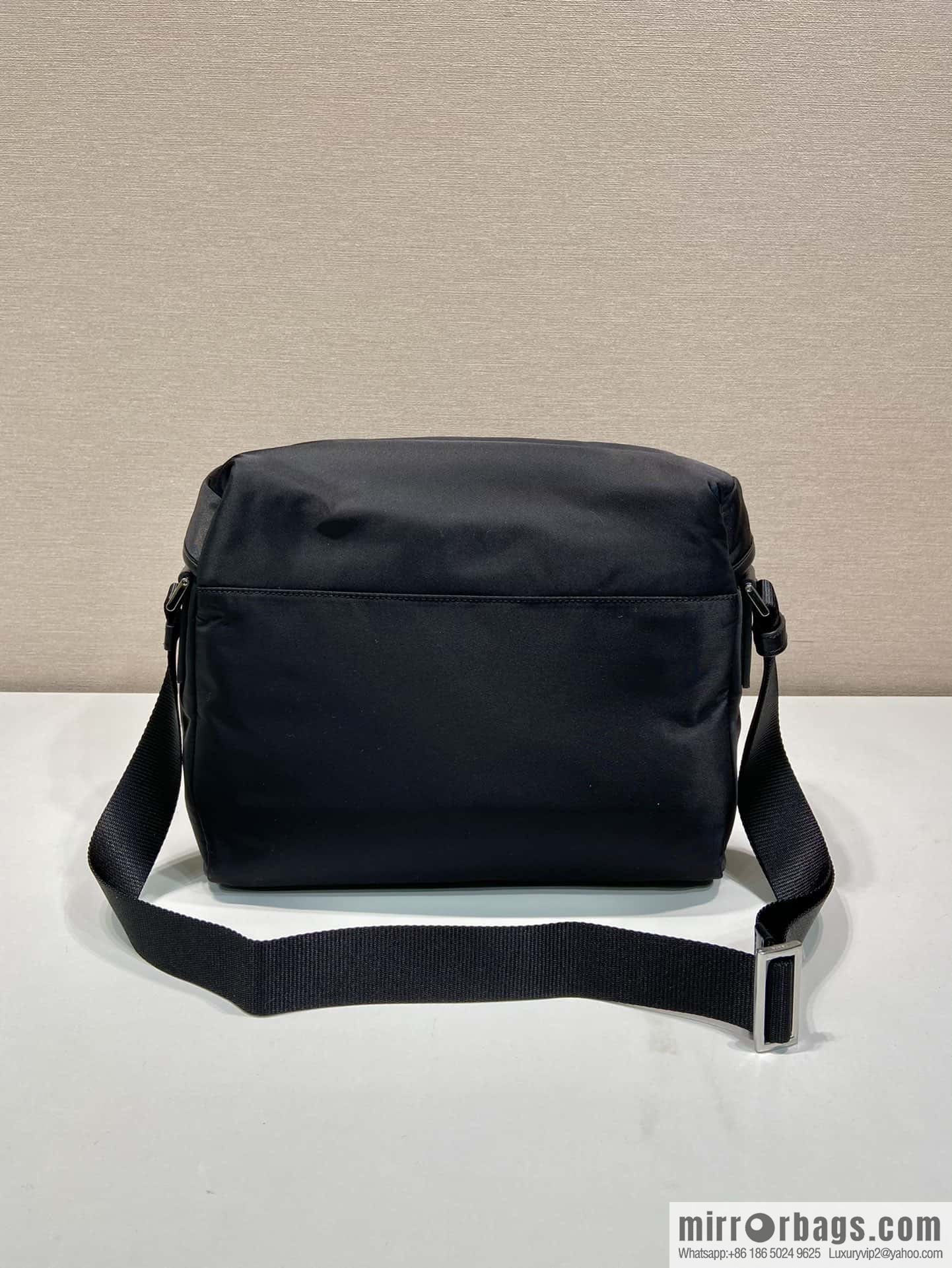 PRADA new men's bag 🎉 2VD062 oblique span bag