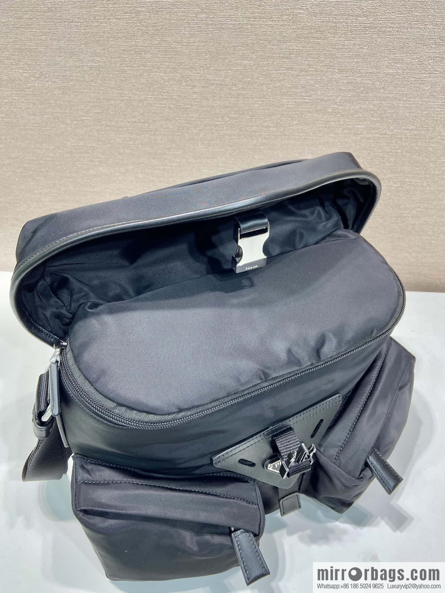PRADA new men's bag 🎉 2VD062 oblique span bag