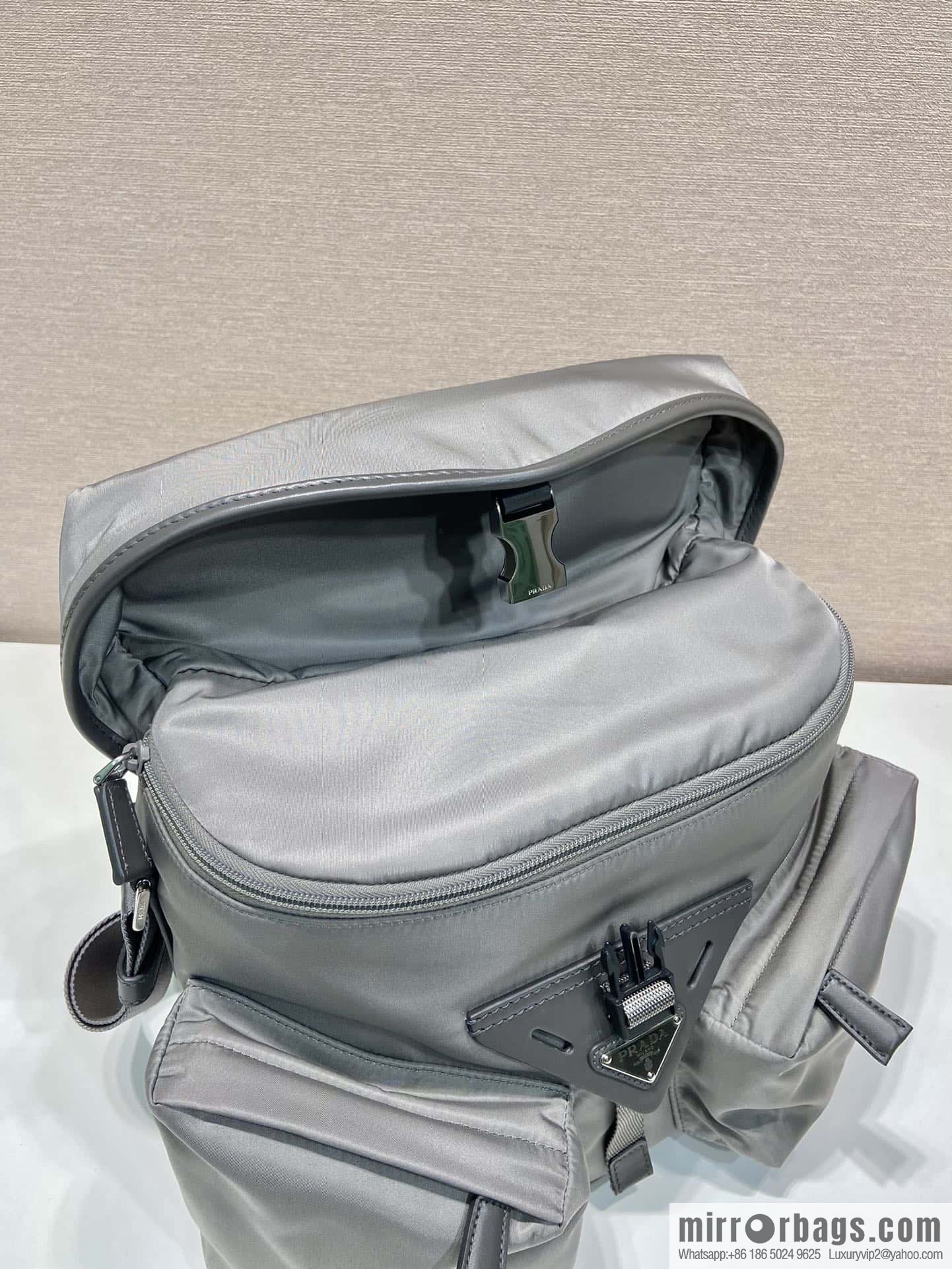 PRADA new men's bag 🎉 2VD062 oblique span bag