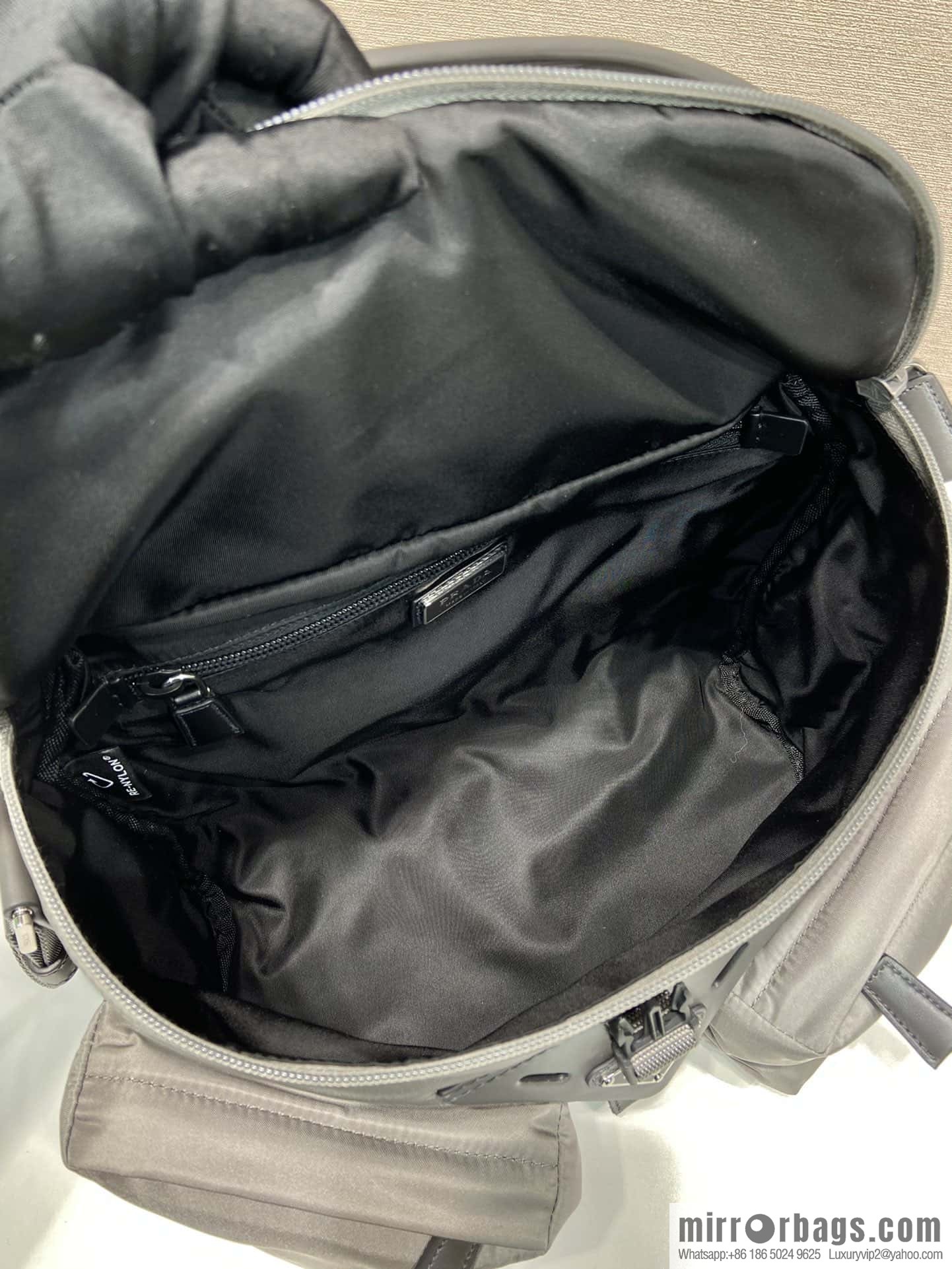 PRADA new men's bag 🎉 2VD062 oblique span bag