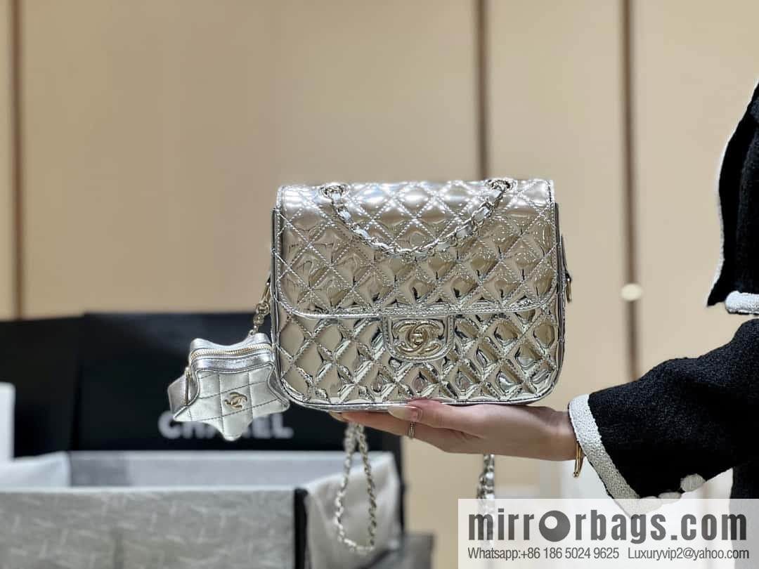 CHANEL 24C early spring vacation series catwalk patent leather double backpack AS4649