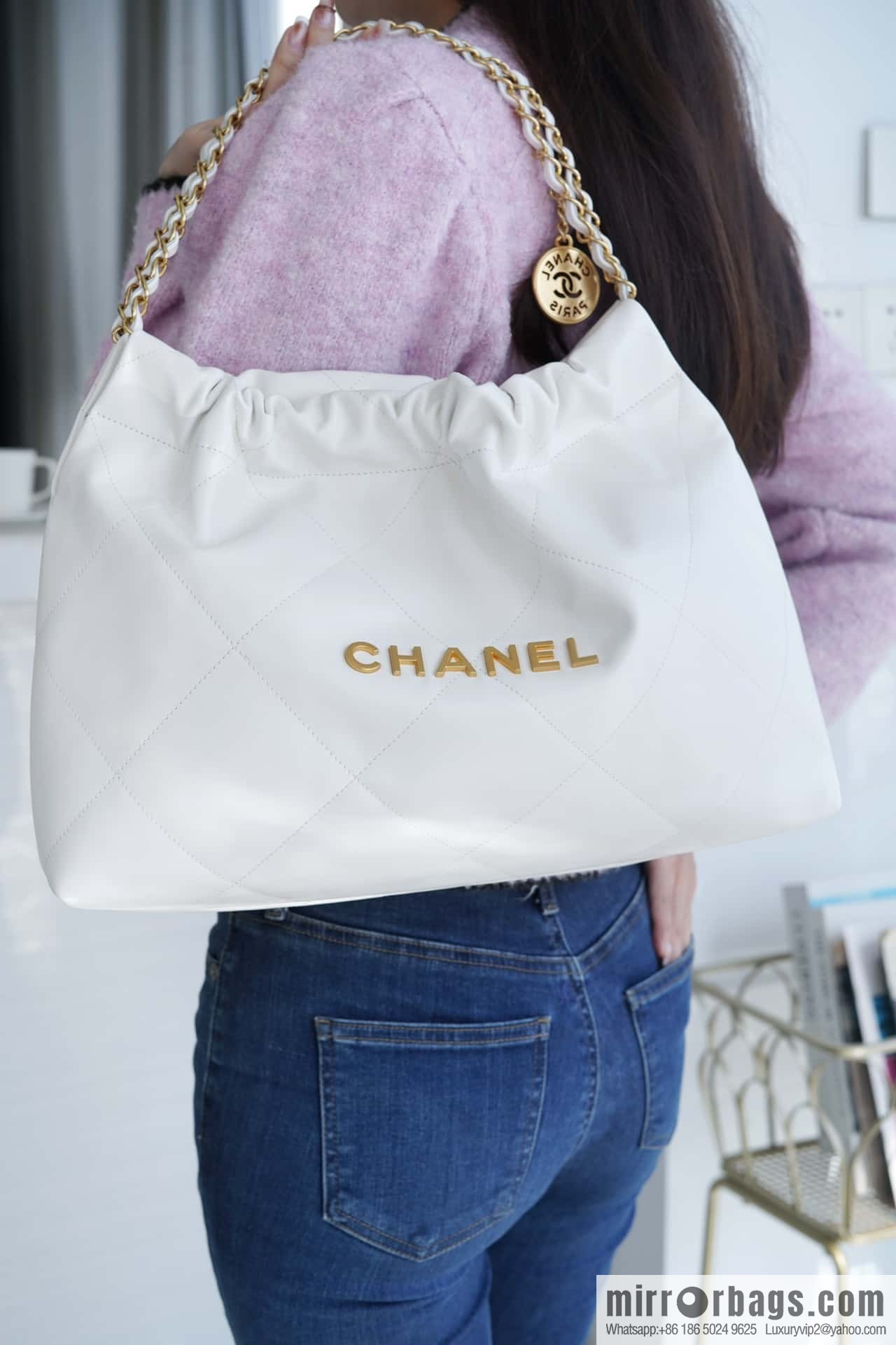 CHANEL 24C Horizontal 22 Handbag AS4486 White Gold Buckle