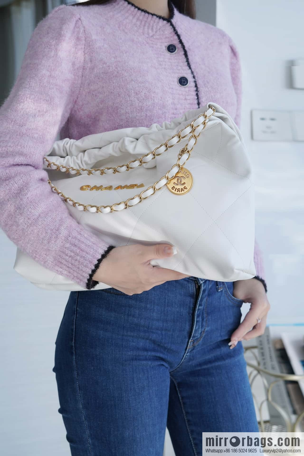 CHANEL 24C Horizontal 22 Handbag AS4486 White Gold Buckle