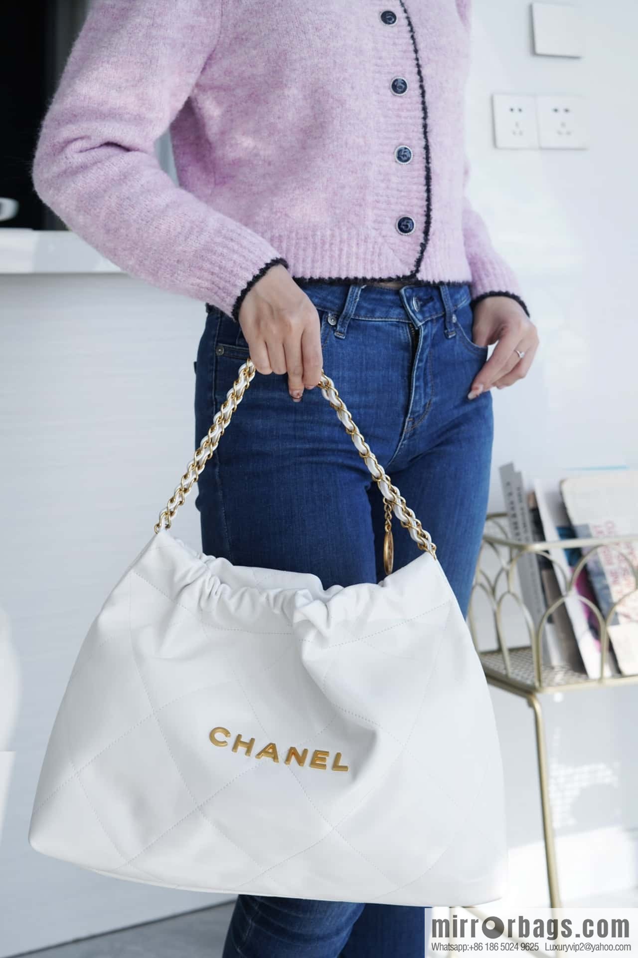 CHANEL 24C Horizontal 22 Handbag AS4486 White Gold Buckle