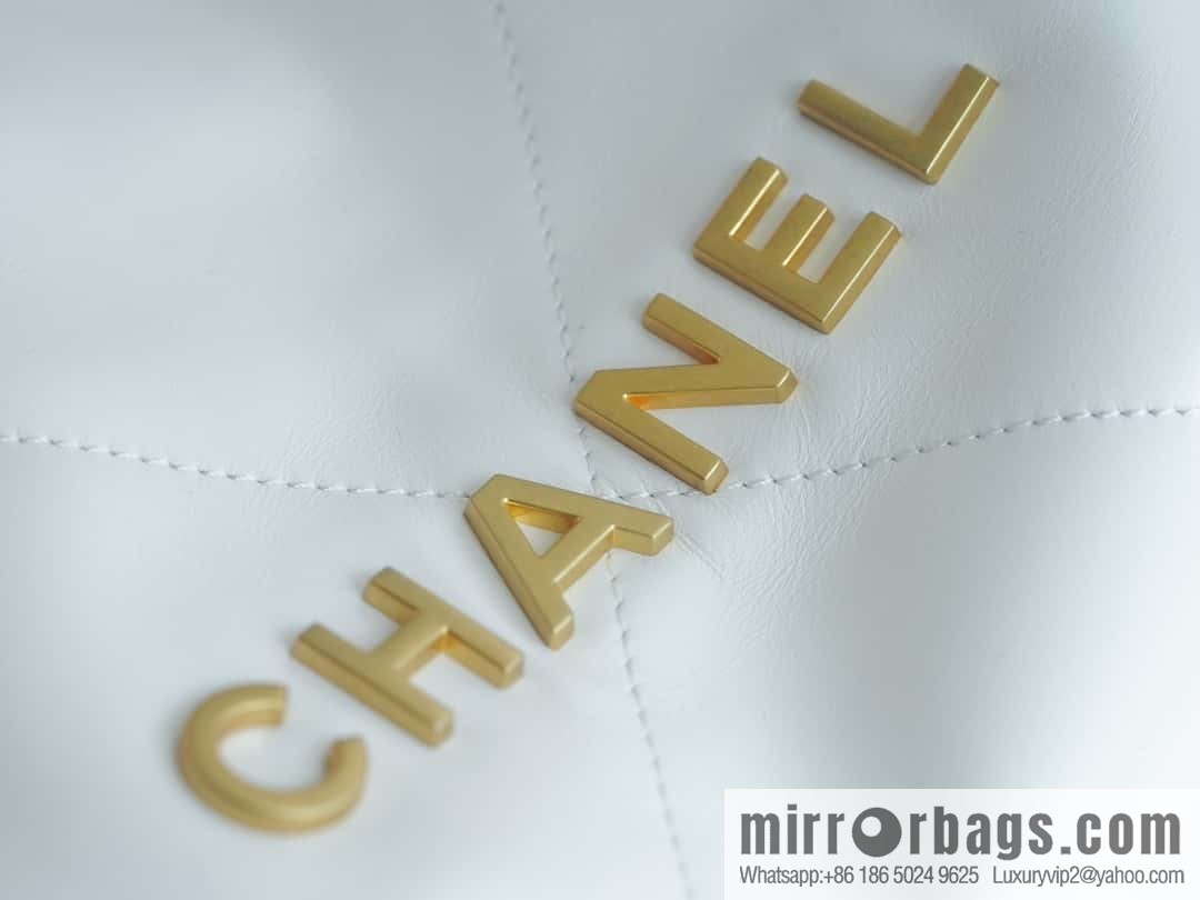 CHANEL 24C Horizontal 22 Handbag AS4486 White Gold Buckle