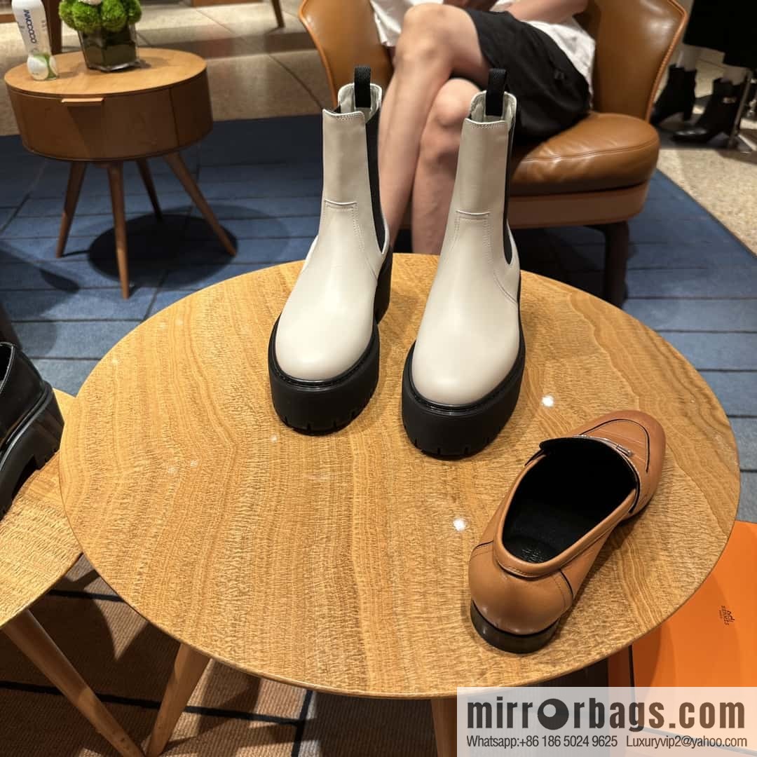 Hermès H's new autumn and winter Chelsea boots