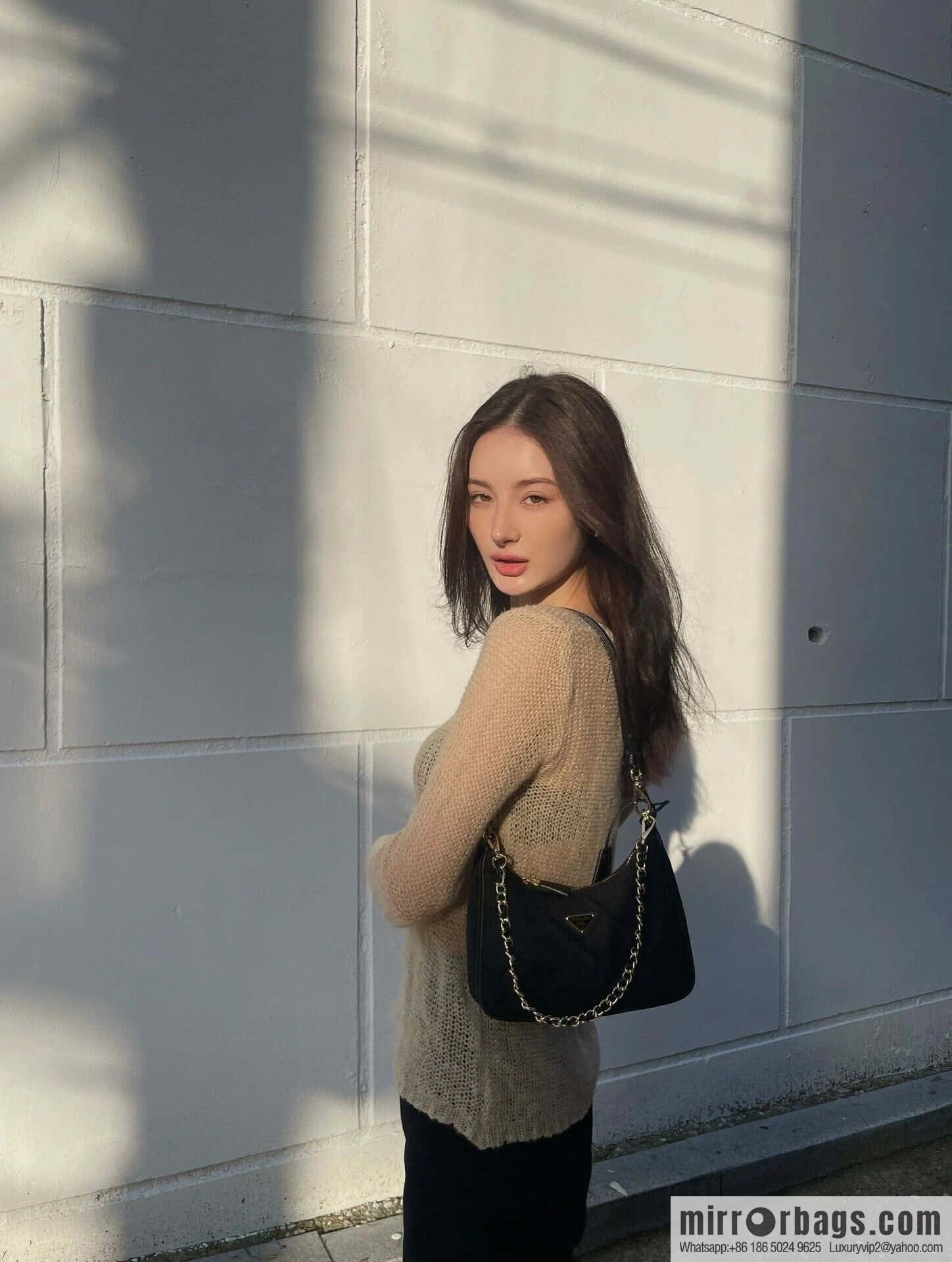 PRADA Velvet Hobo 🎉 1 BC 204 Hand Carry/Underarm Bag/Crossbody Bag