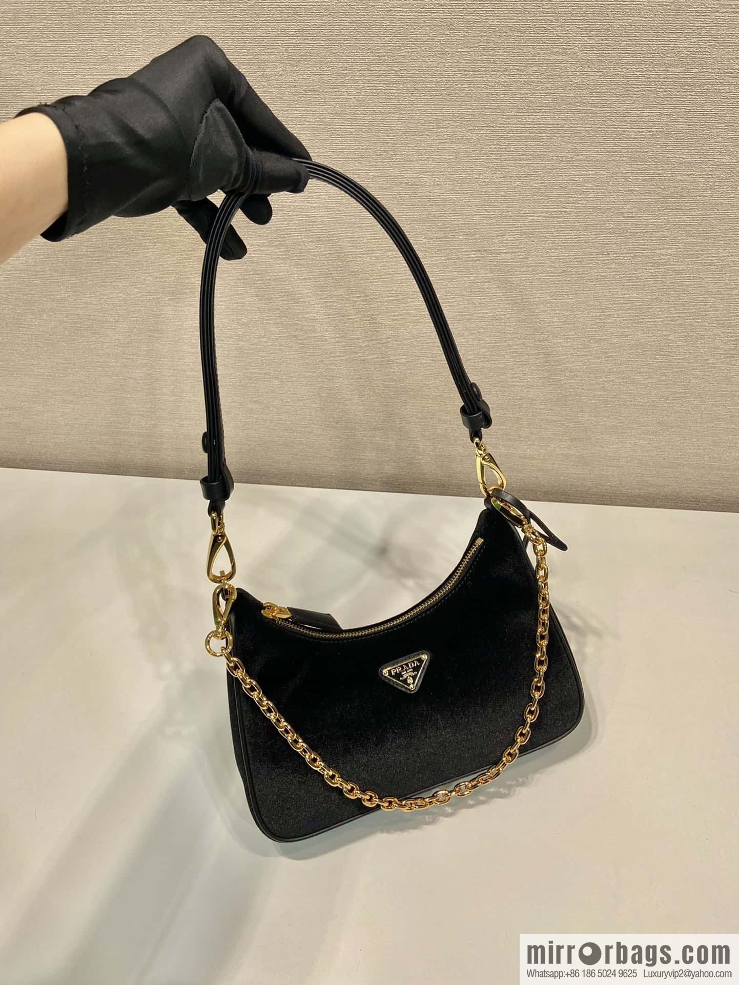 PRADA Velvet Hobo 🎉 1 BC 204 Hand Carry/Underarm Bag/Crossbody Bag