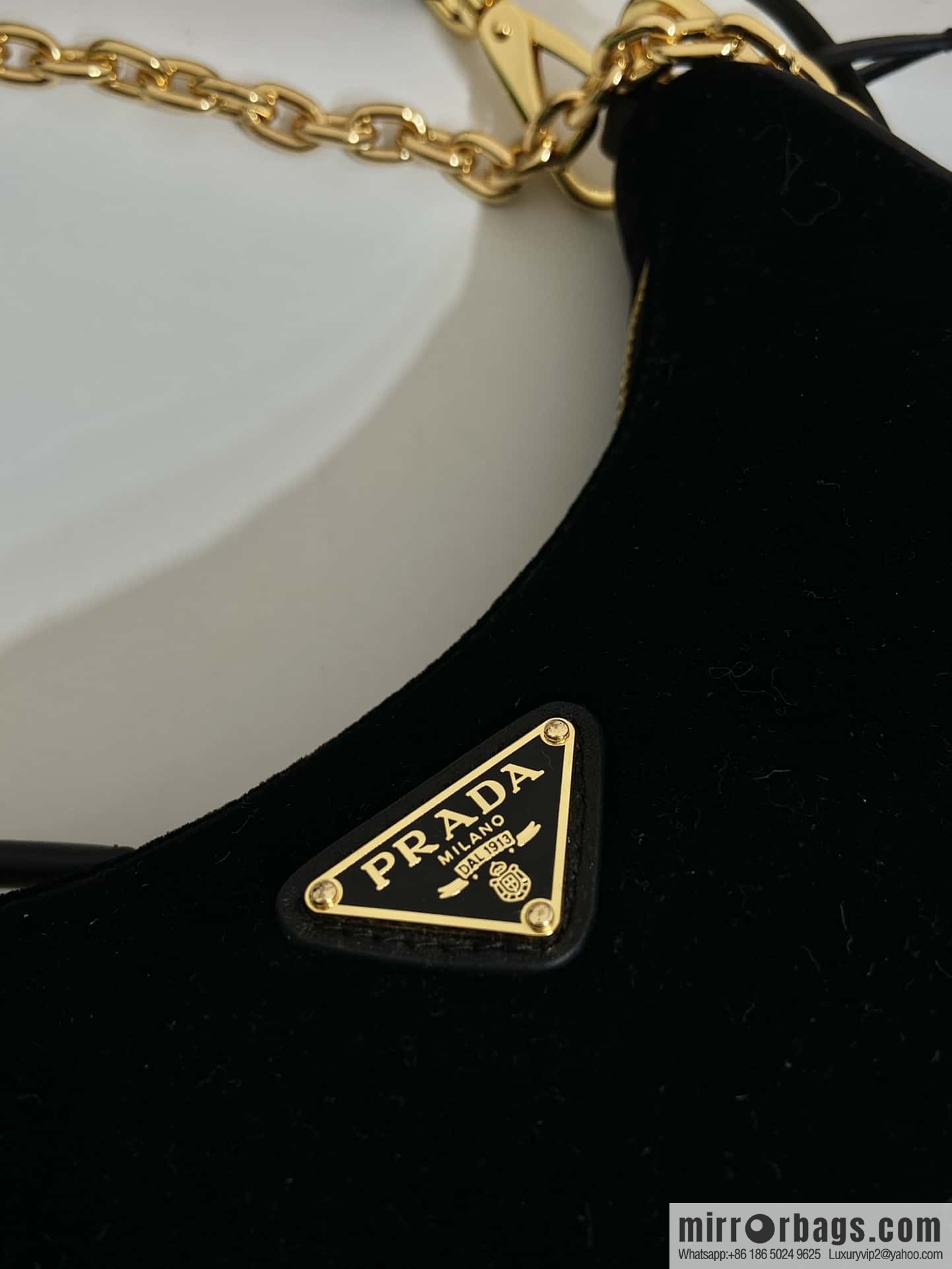 PRADA Velvet Hobo 🎉 1 BC 204 Hand Carry/Underarm Bag/Crossbody Bag