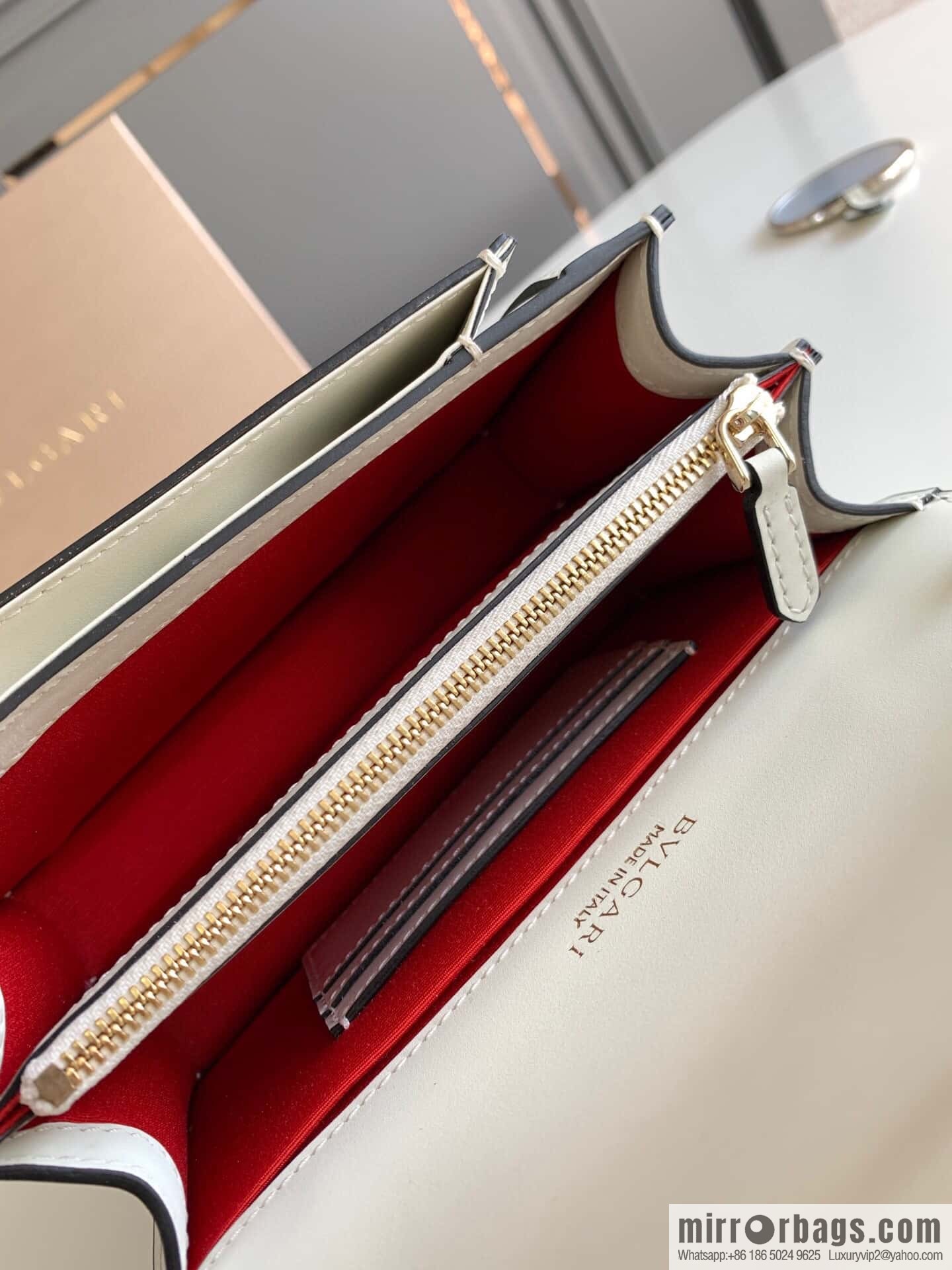 BVLGARI Bulgari Serpenti Forever crossbody bag 289672 Premium agate white