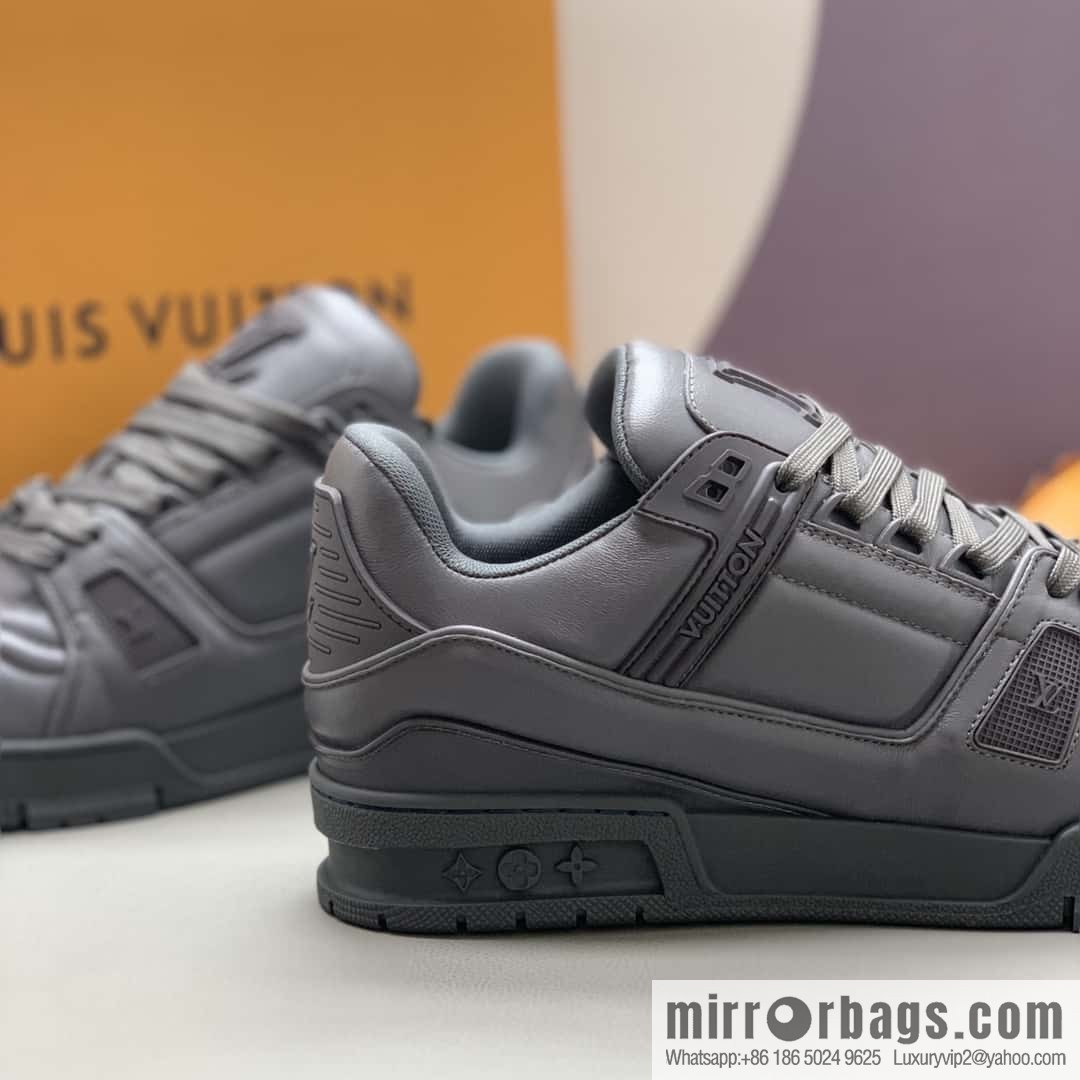 LV men's sports and leisure shoes