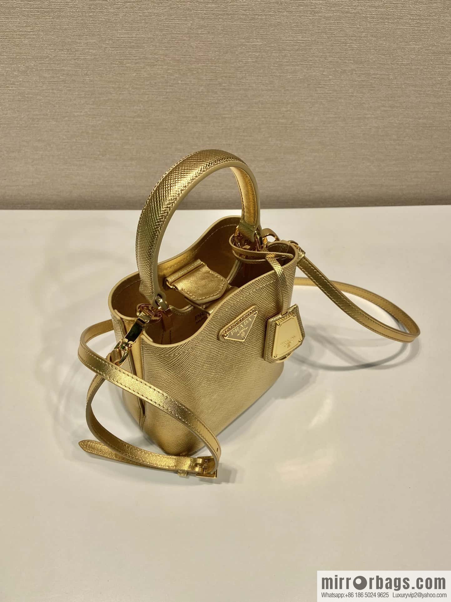 PRADA new color bucket bag 🎉 1BA373 gold
