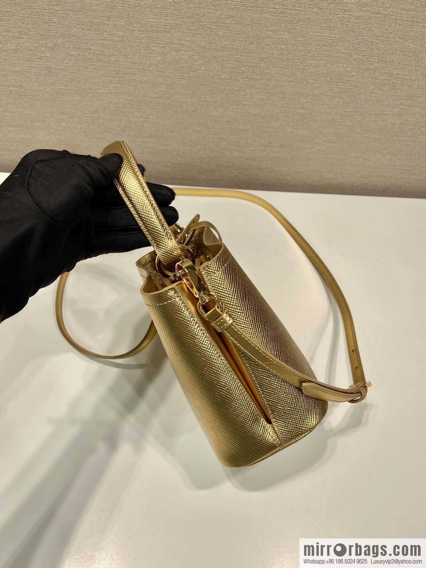 PRADA new color bucket bag 🎉 1BA373 gold