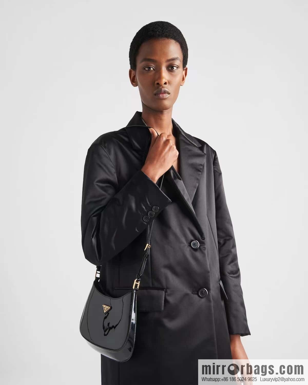 PRADA patent leather armpit bag 🎉🎉 1BC169 black