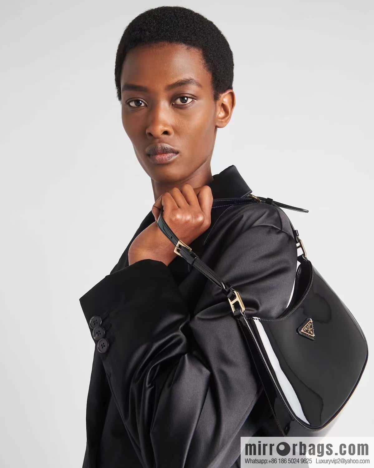 PRADA patent leather armpit bag 🎉🎉 1BC169 black