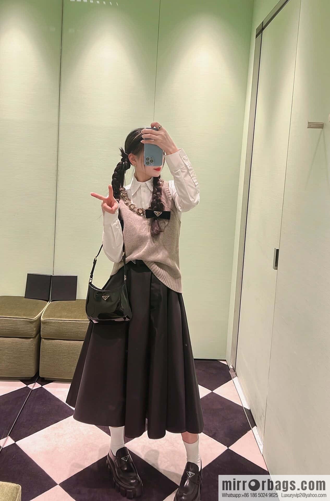 PRADA patent leather armpit bag 🎉🎉 1BC169 black