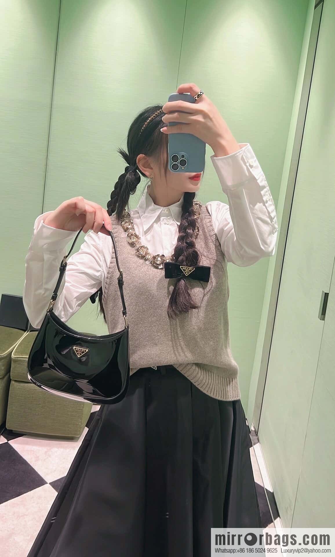 PRADA patent leather armpit bag 🎉🎉 1BC169 black