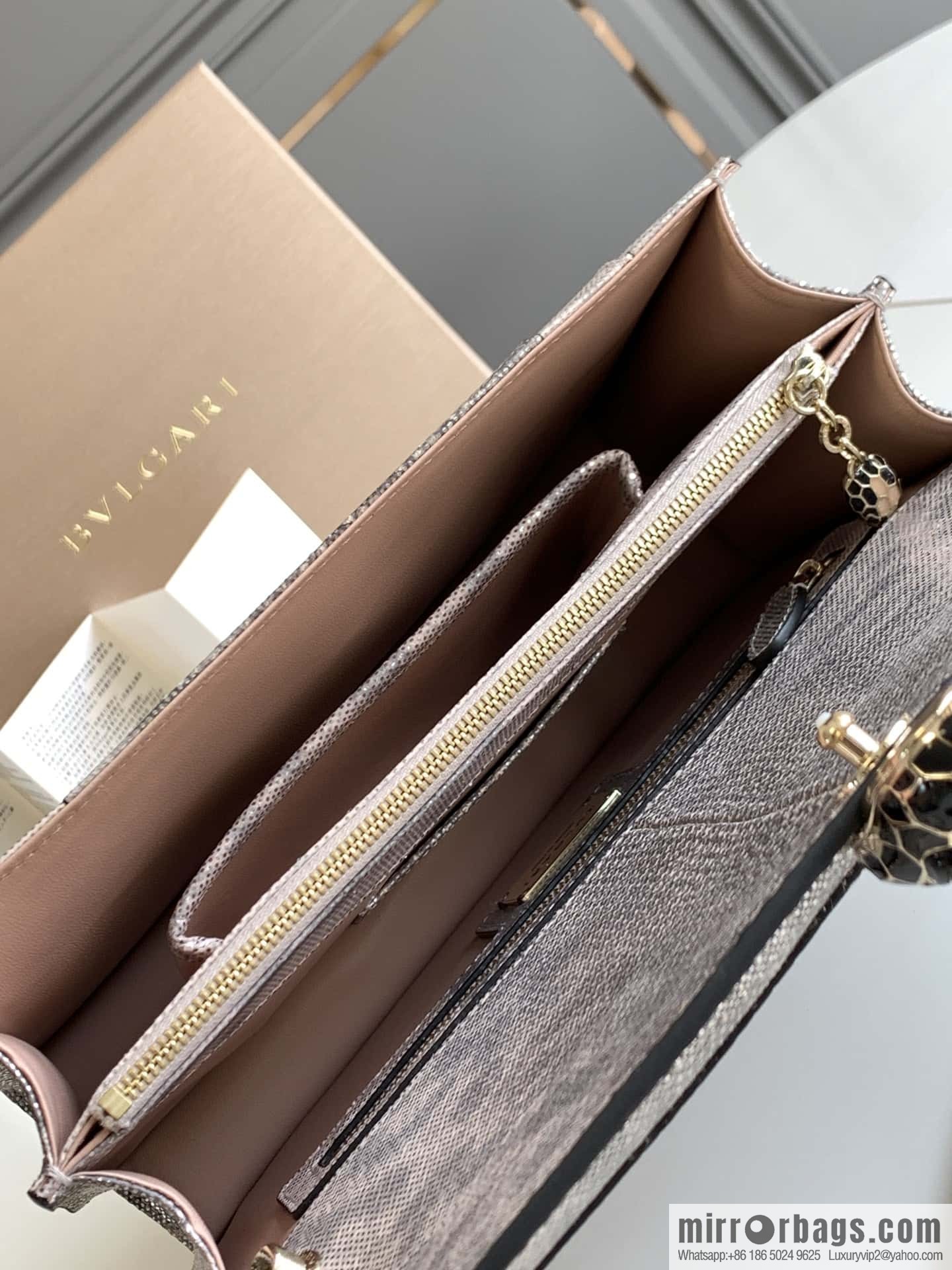 BVLGARI Bulgari Sprpenti Forever Snakeskin Oblique Span Bag 27.5CM 383262