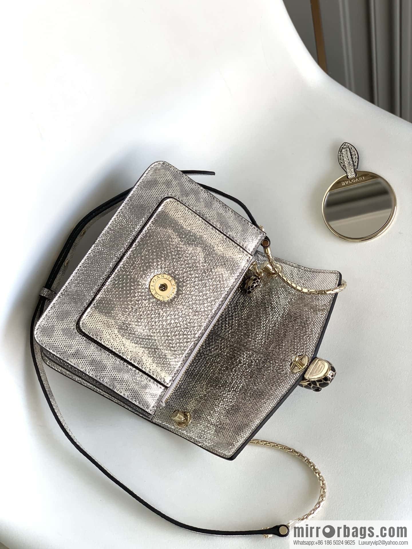 BVLGARI Bulgari Sprpenti Forever Water Snakeskin Inner Small sheepskin Oblique Span Bag 289672 Milk Protein Stone Metal Texture 19CM