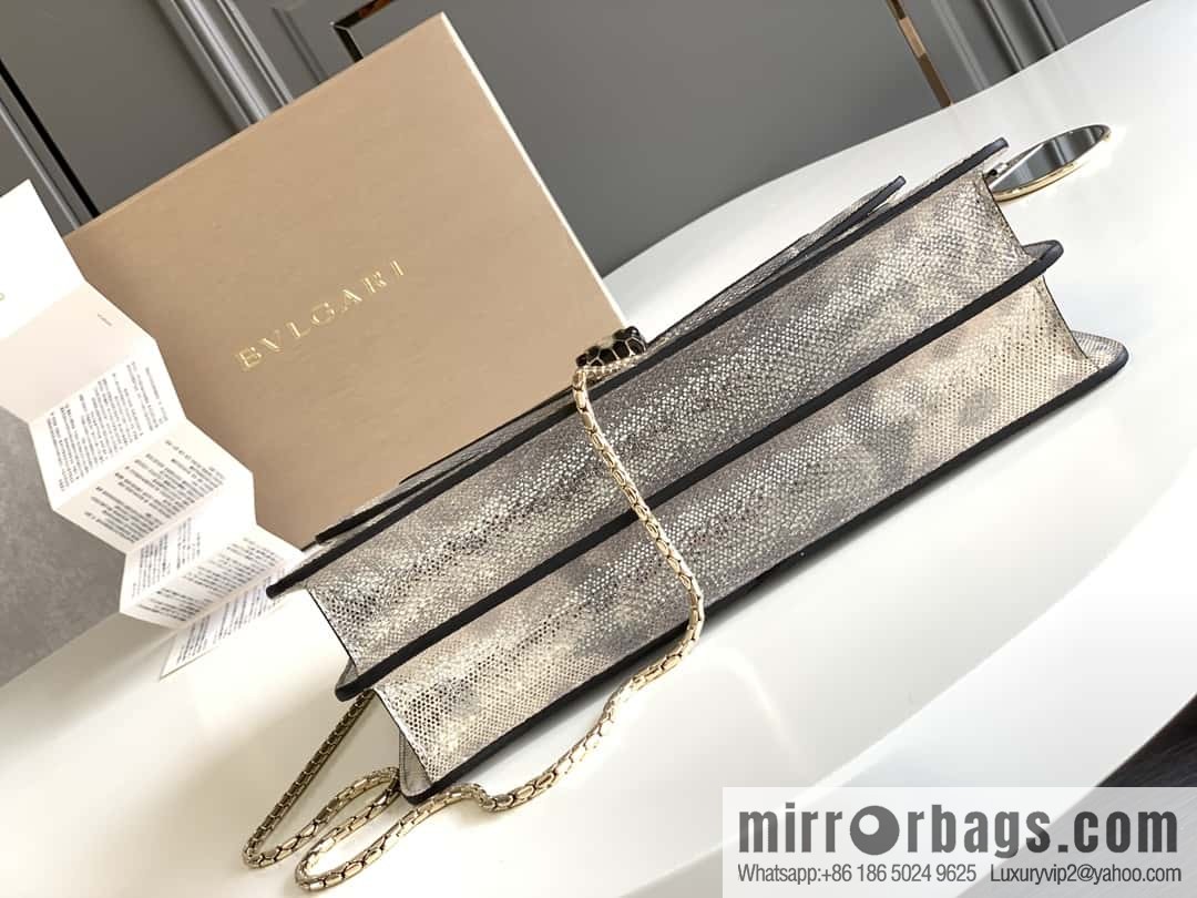 BVLGARI Bulgari Sprpenti Forever water snake skin inner small sheepskin oblique span bag 383262 milk protein stone metal texture 27.5CM