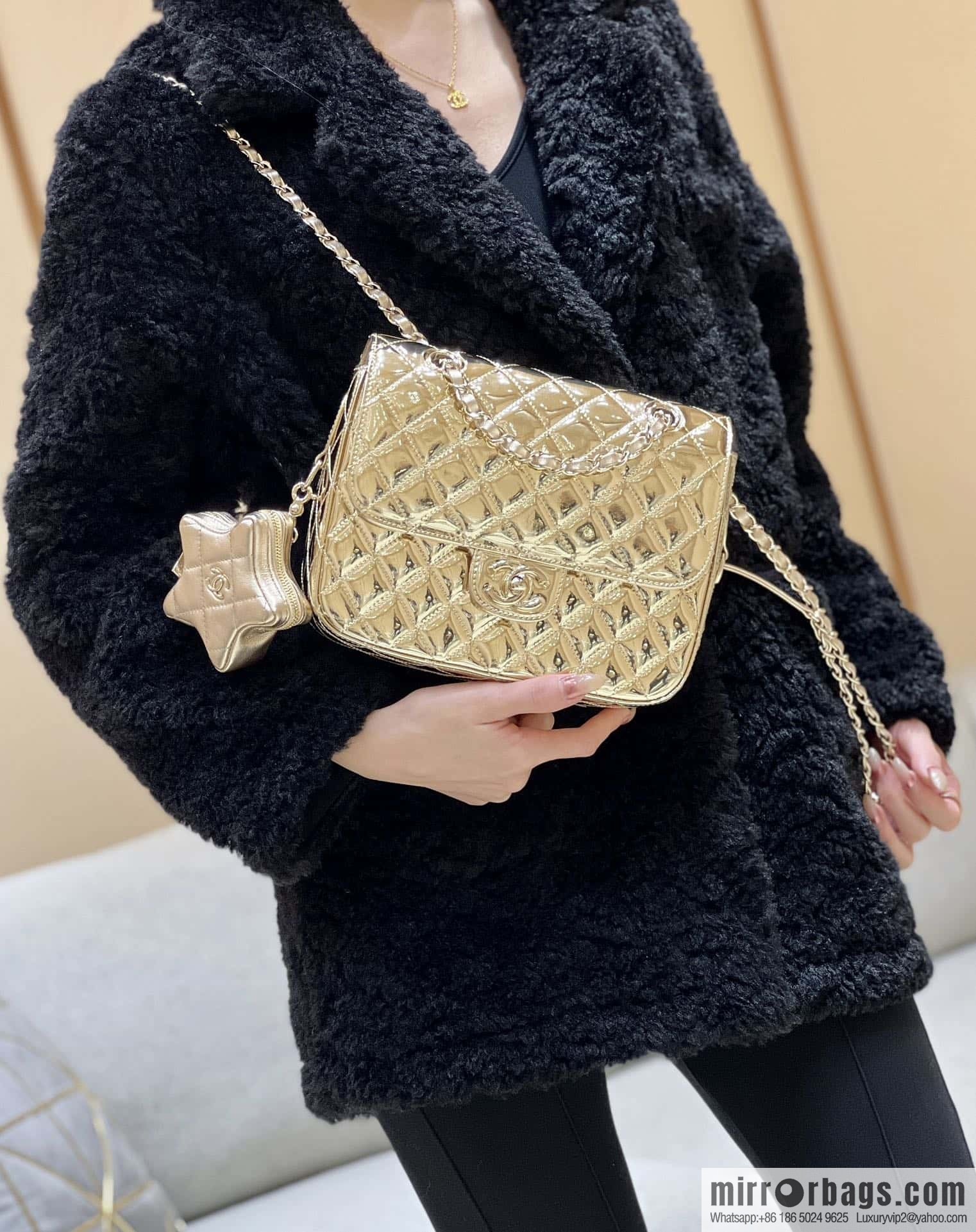 CHANEL 24C early spring vacation series catwalk model patent leather double backpack AS4649 gold