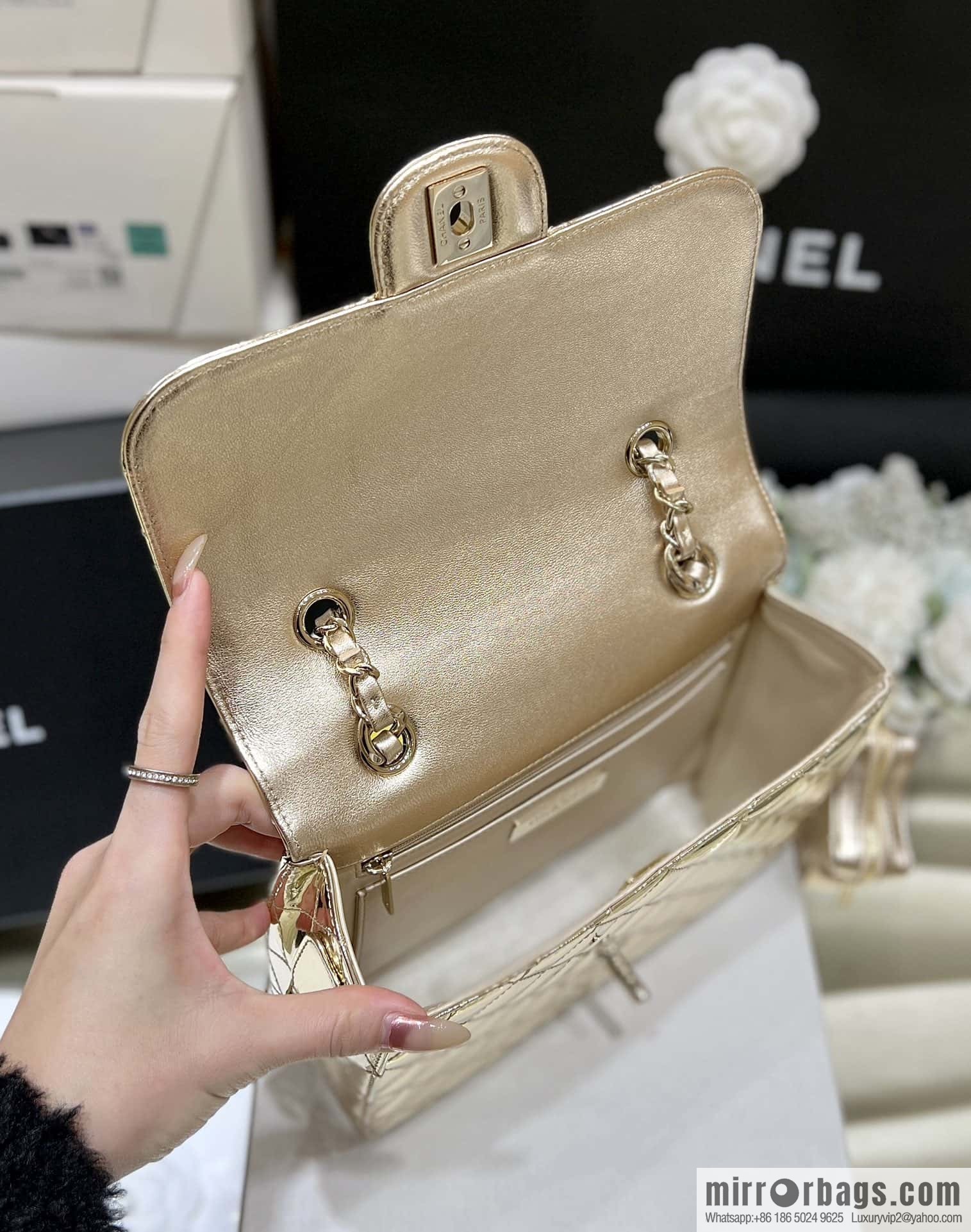 CHANEL 24C early spring vacation series catwalk model patent leather double backpack AS4649 gold