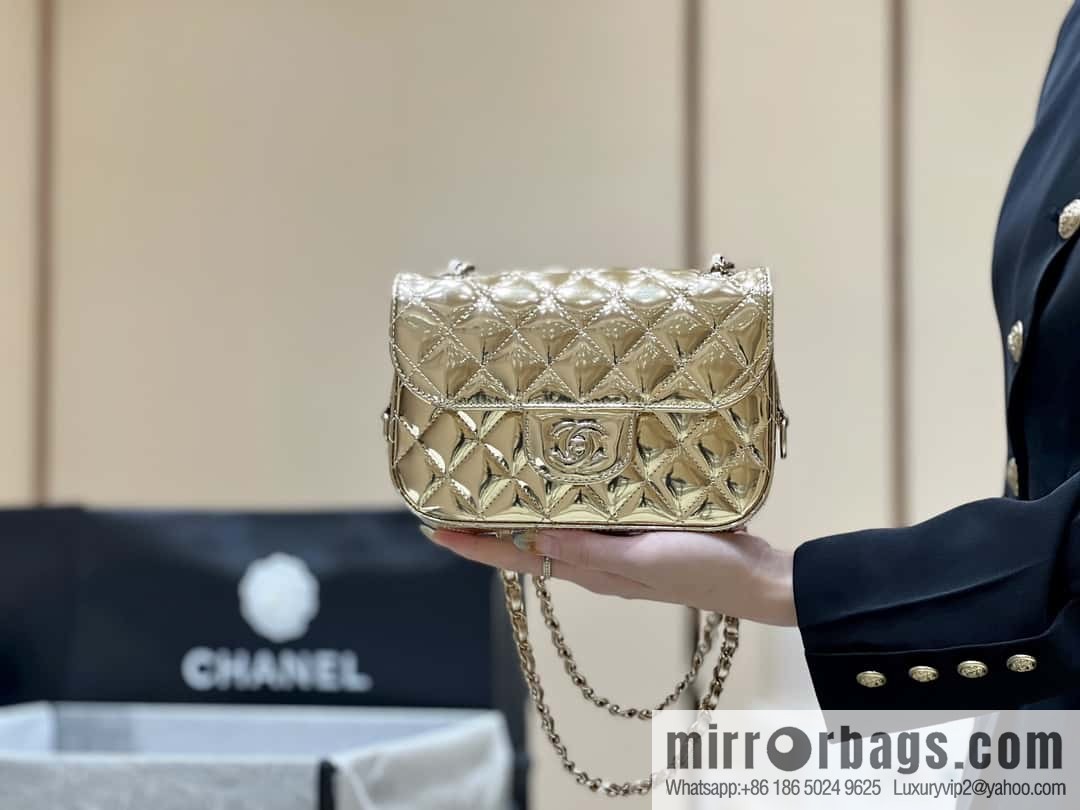 CHANEL 24C early spring vacation series CF patent leather cover bag AS4646 gold