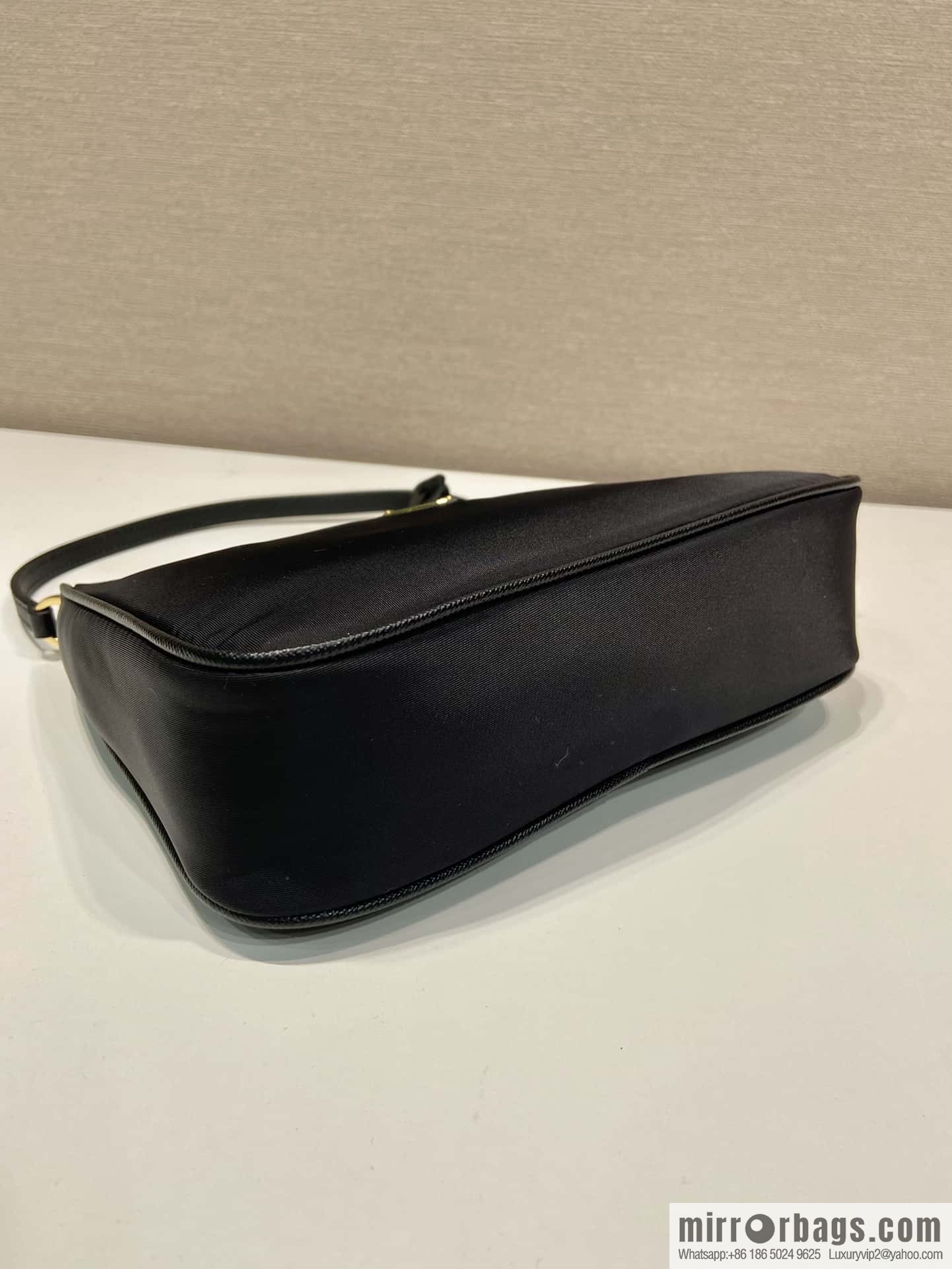 PRADA Hobo new armpit bag 1NE204 leather shoulder strap/gold hardware